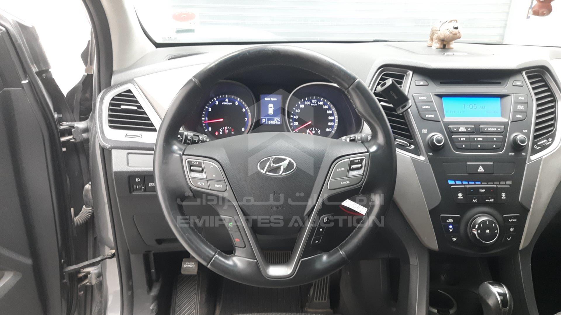 2015 HYUNDAI SANTA FE VIN: KMHST81C4FU435589