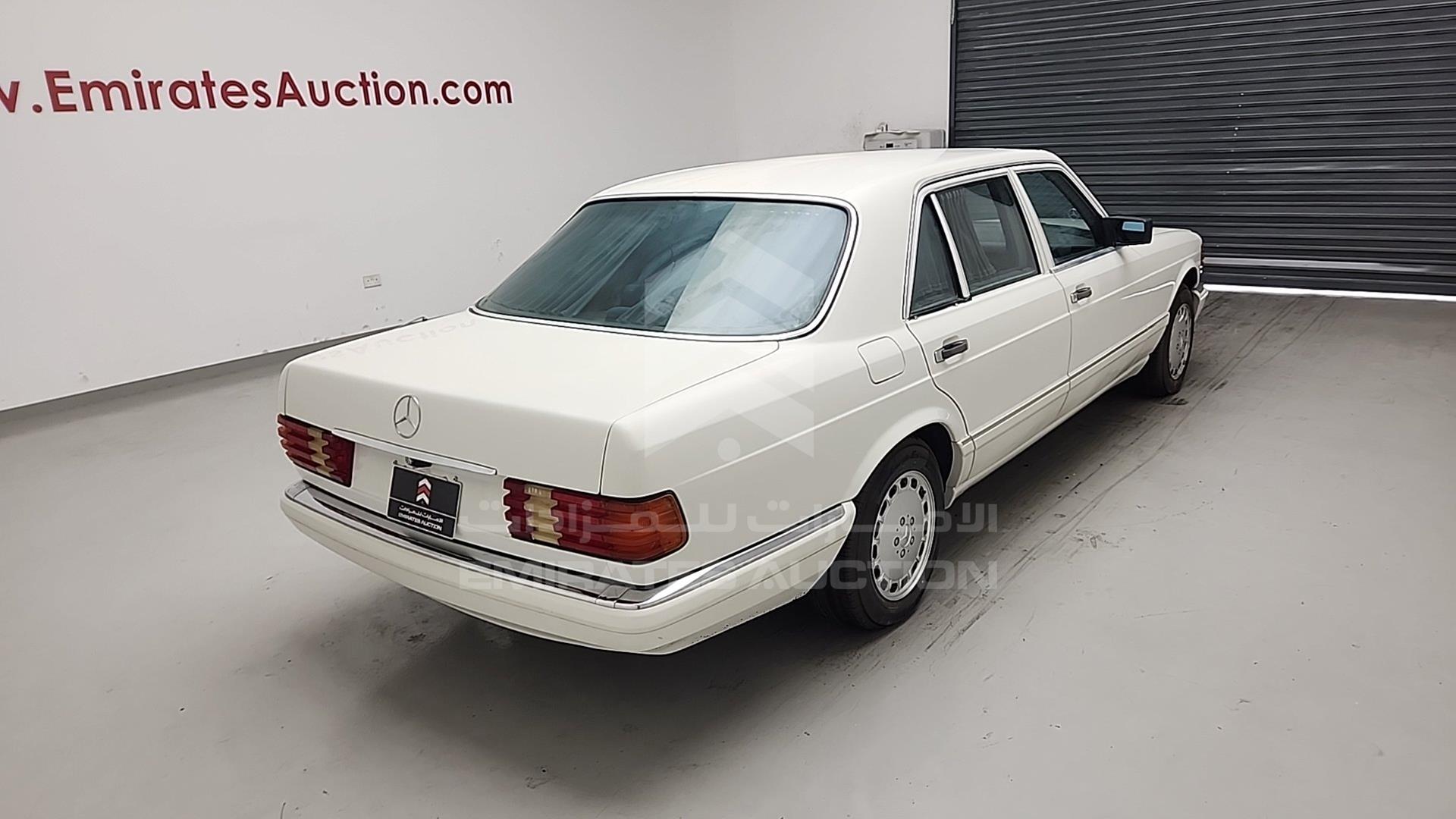 1988 MERCEDES SEL 560 VIN: WDB1260371A413501