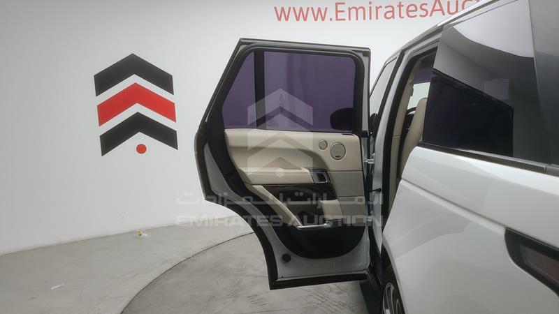 VIN: SALGA2EF6EA171169 Auction: EmiratesAuction Lot: 405877 VIN: SALGA2EF6EA171169 Range Rover Autobiography 2014 WHITE Photo 34