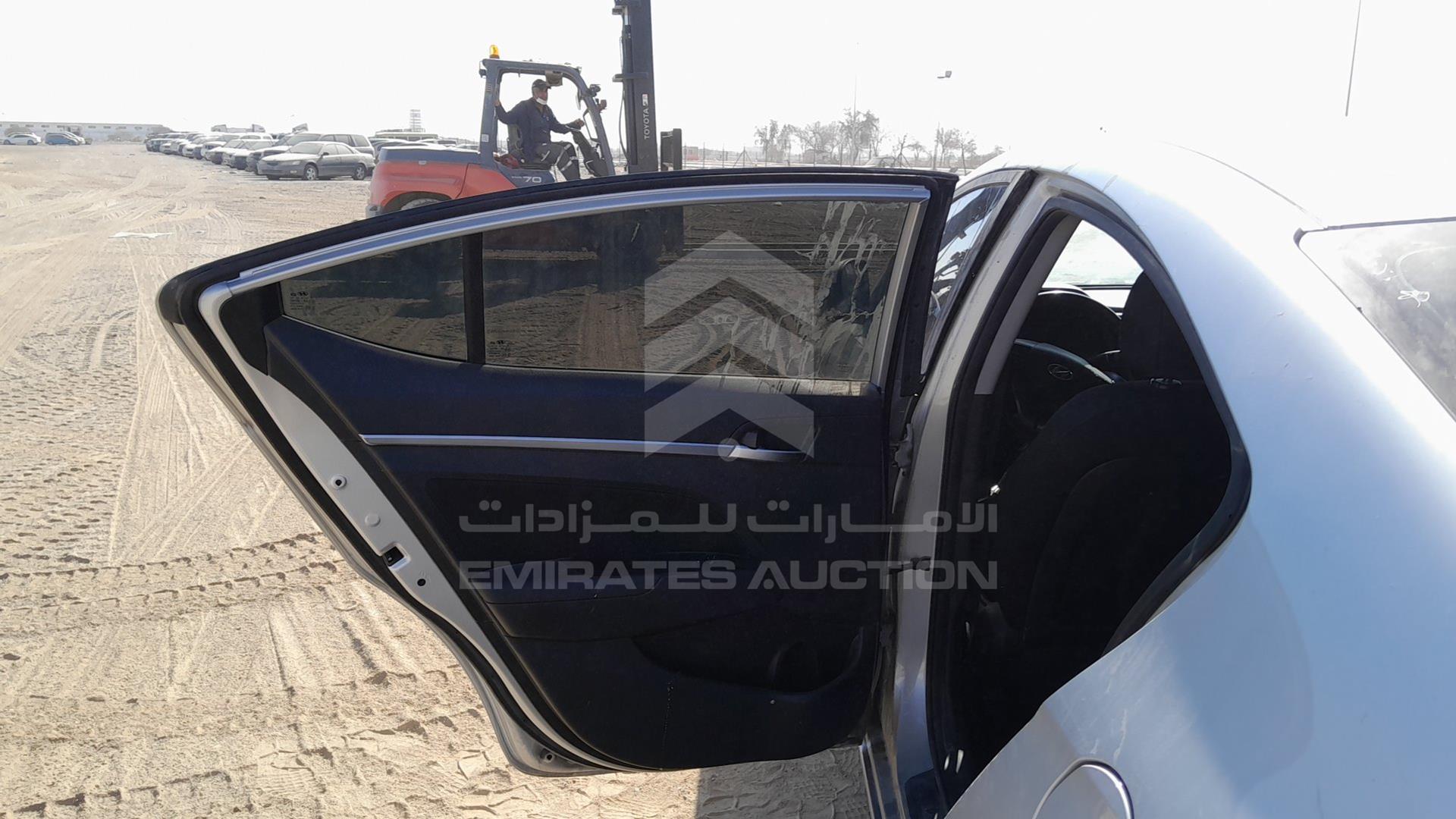 2019 HYUNDAI ELANTRA VIN: KMHD84LF7KU886035