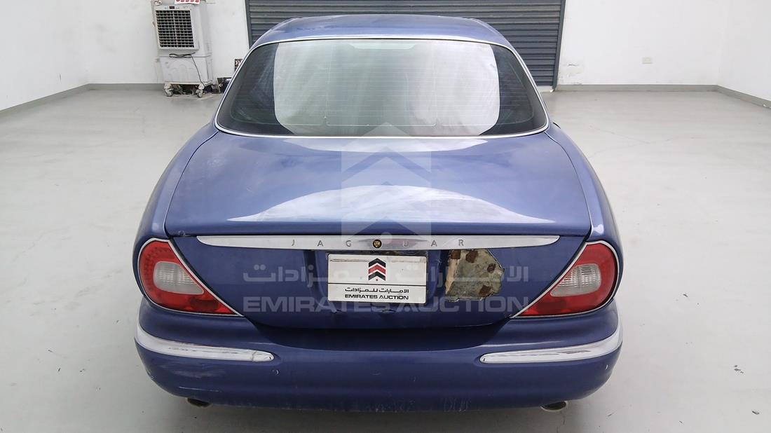 جاكوار  2004 — الزاوية الخلفية — صورة 8