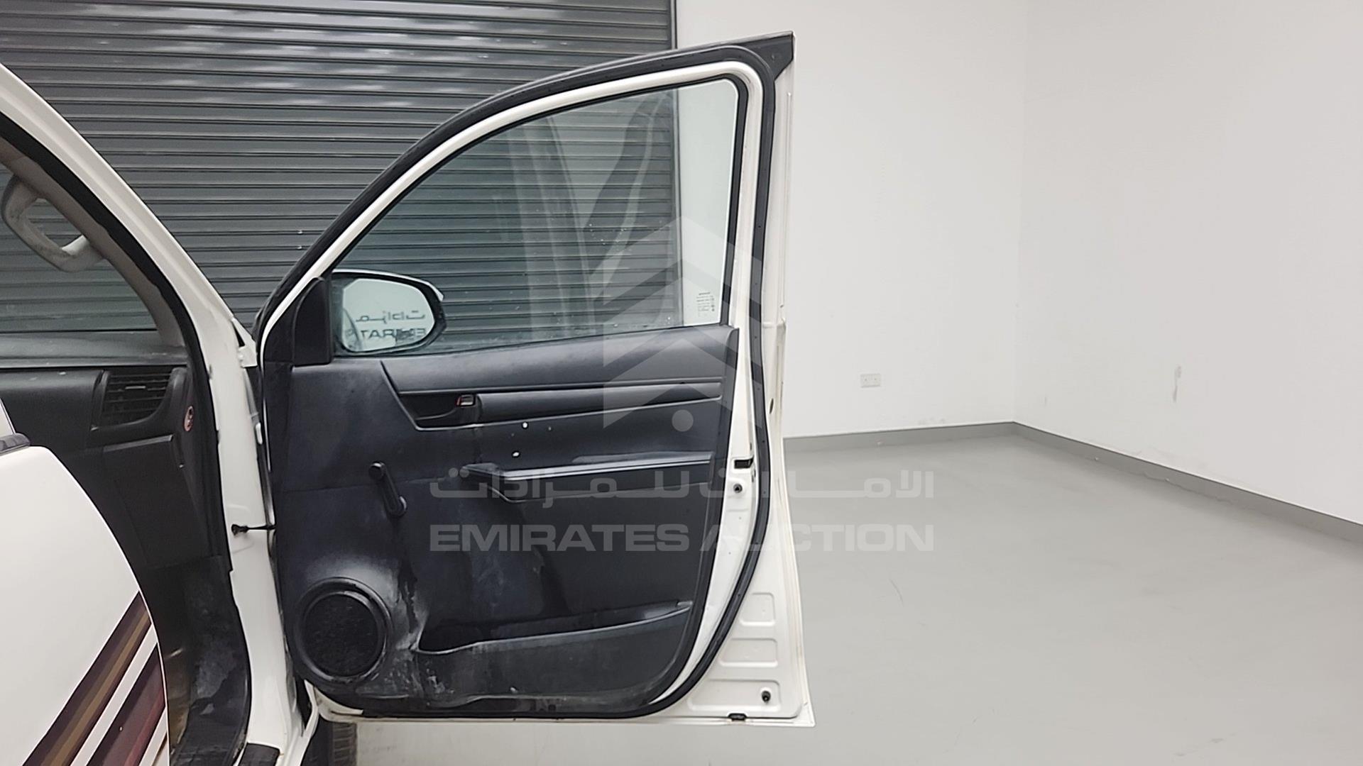 2019 TOYOTA HILUX VIN: MR0DX9CD3K2521237
