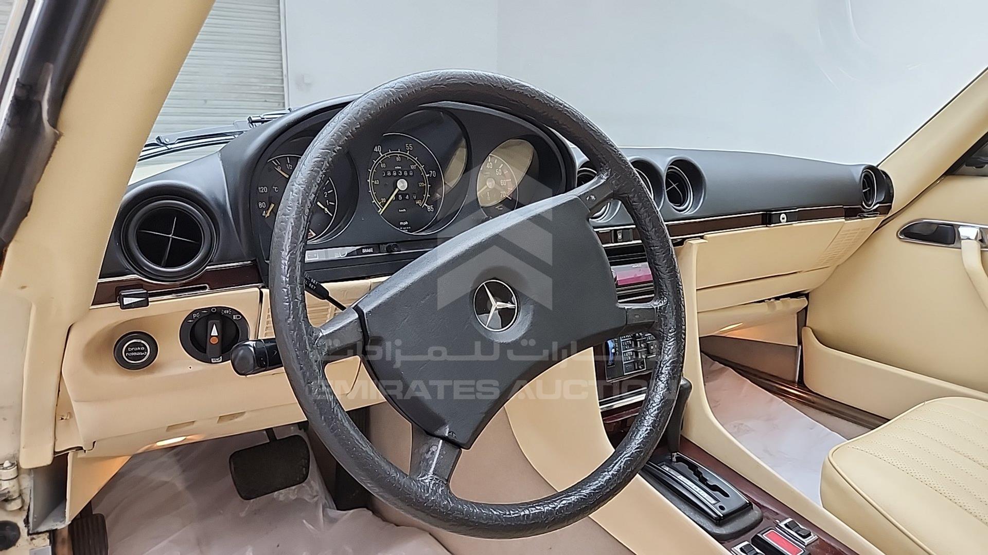 1981 MERCEDES SL 380 VIN: WDBBA45A9BB002284