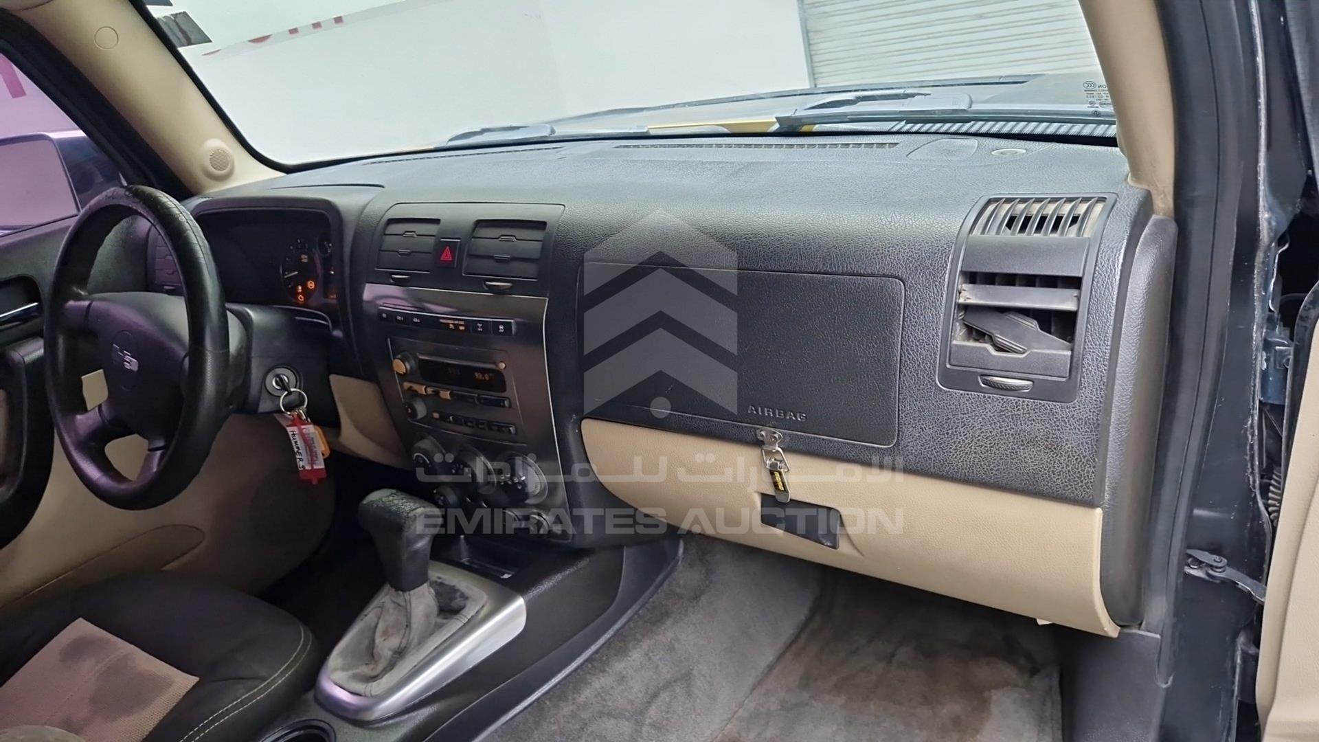2006 HUMMER H3 VIN: 5GTDN136968311910