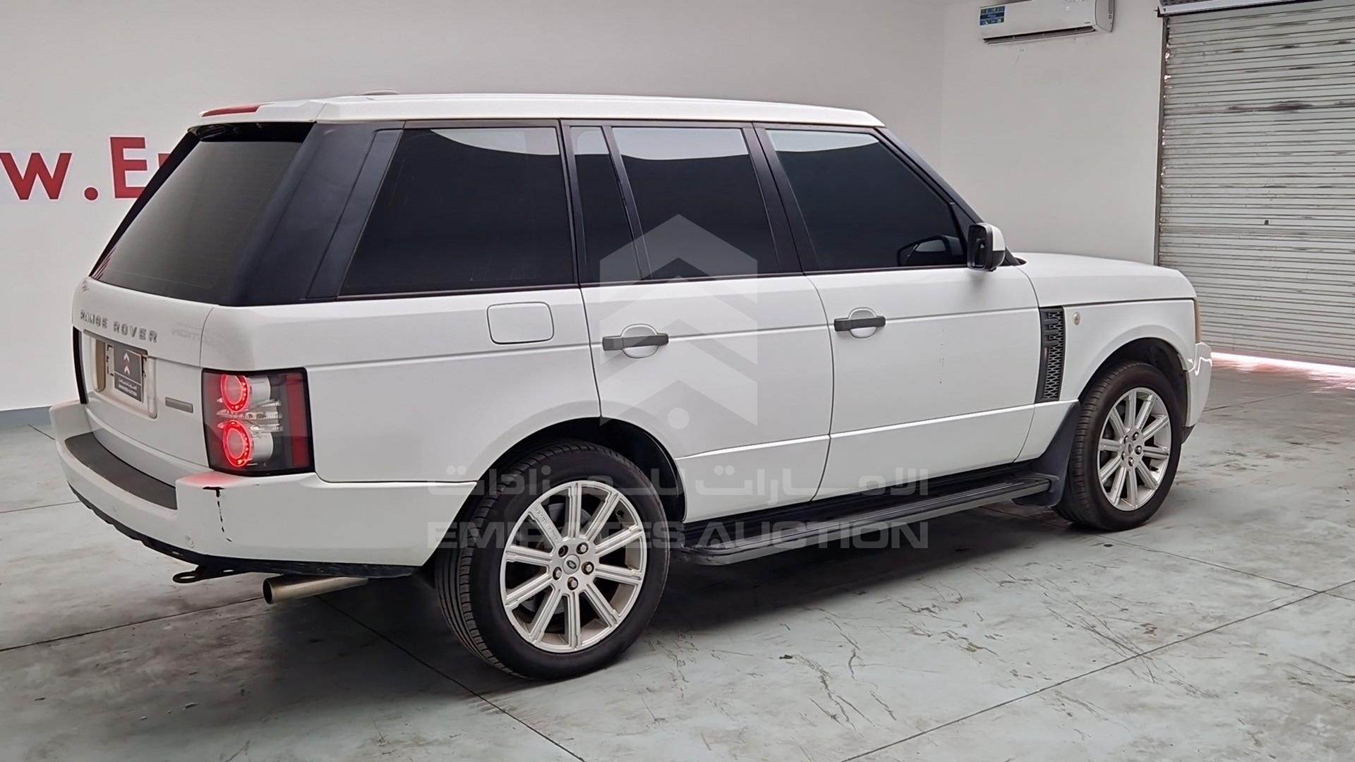 2011 RANGE ROVER VOGUE VIN: SALLMEME4BA337190