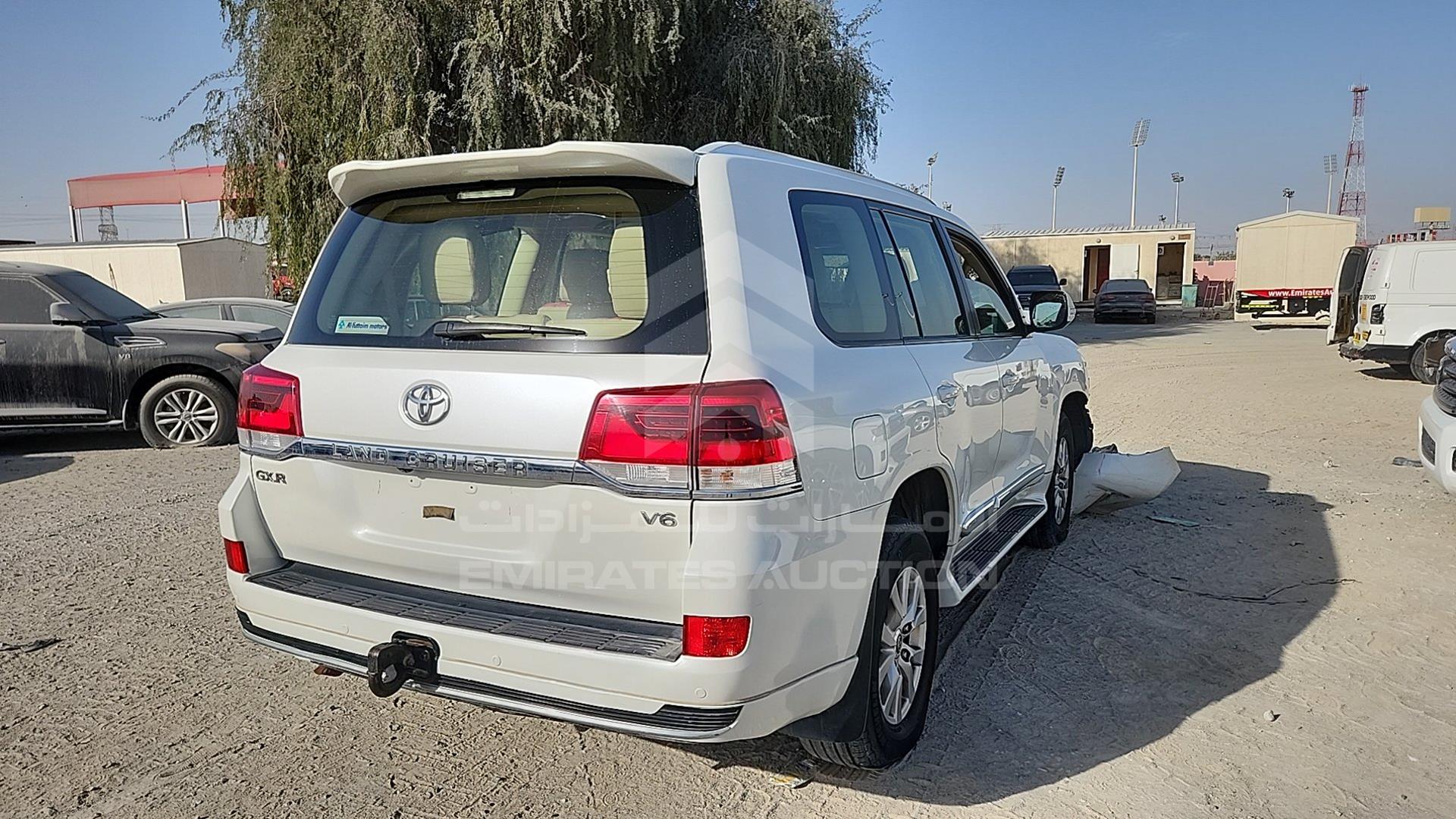 2020 TOYOTA LAND CRUISER VIN: JTMHU01J6L4193878