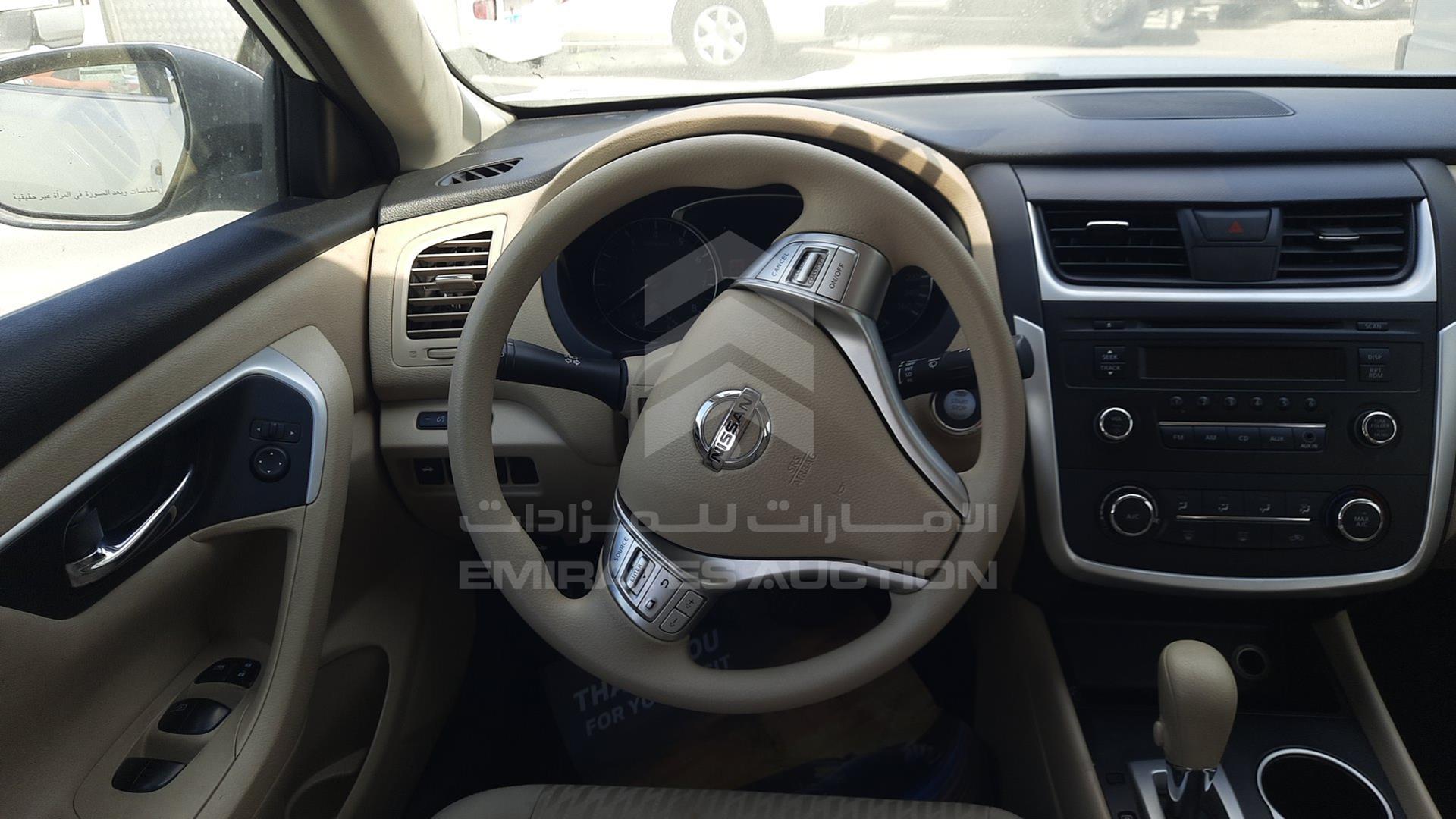 2018 NISSAN ALTIMA VIN: 1N4AL3A9XJC276105