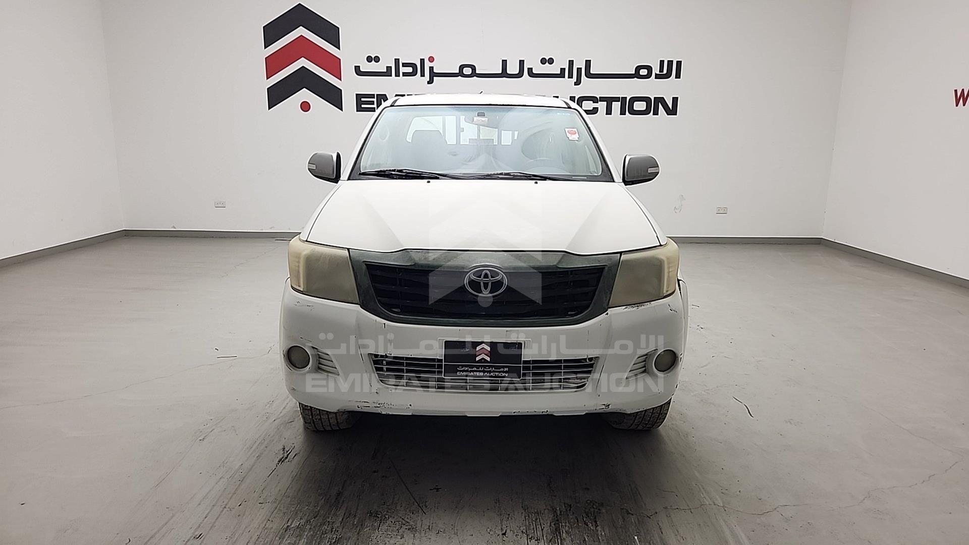 2013 TOYOTA HILUX VIN: MR0FX22GXD1386150
