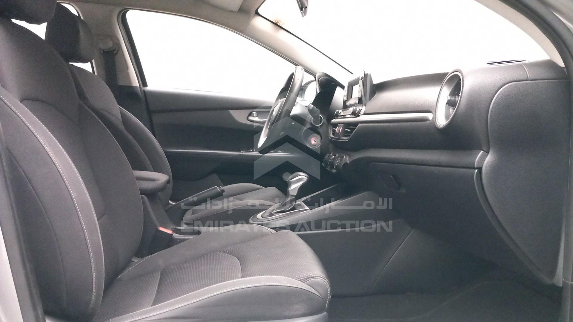 2020 KIA CERATO VIN: KNAF24164L5857182
