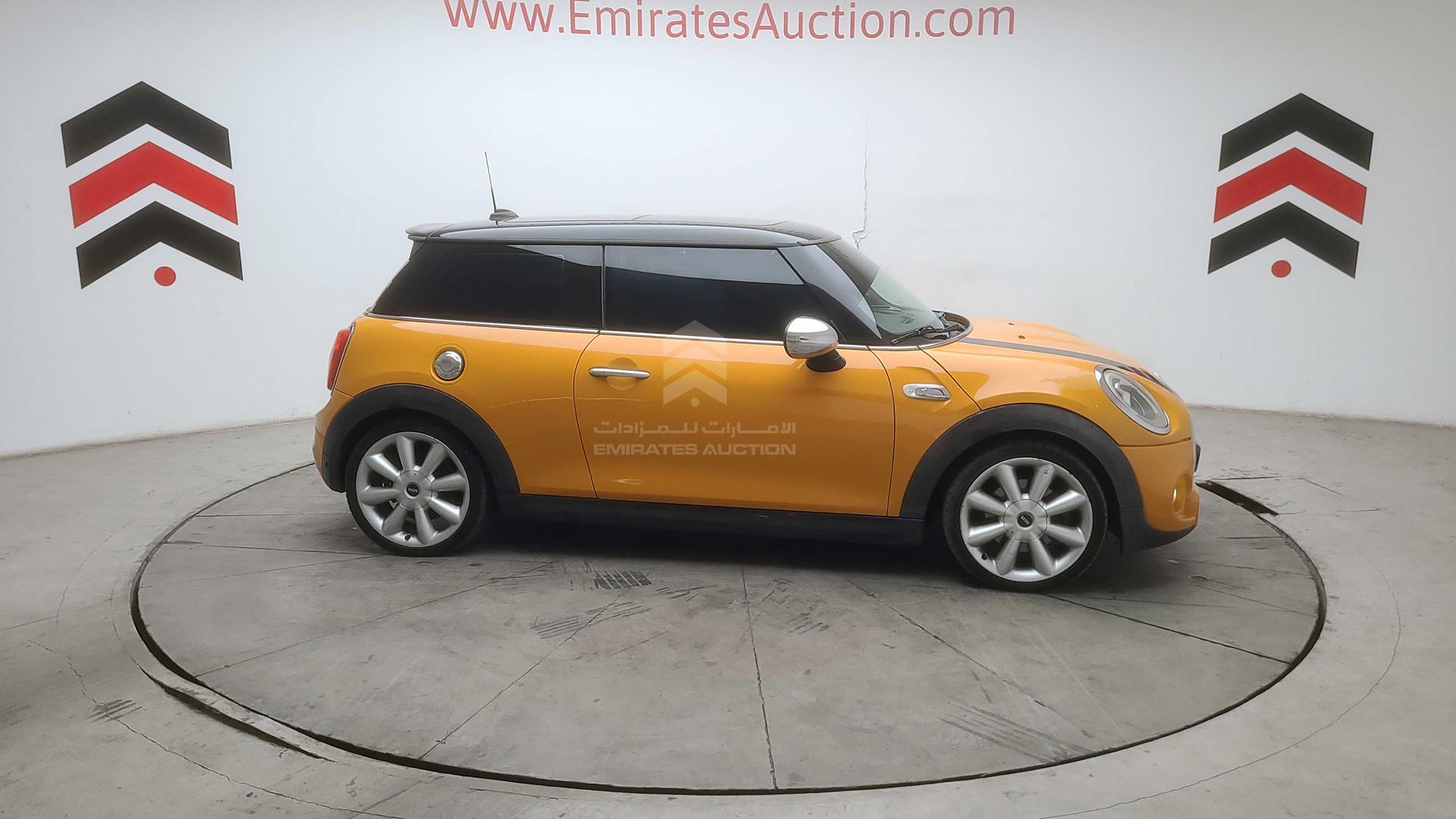 2014 MINI COOPER S VIN: WMWXM7109ET905379