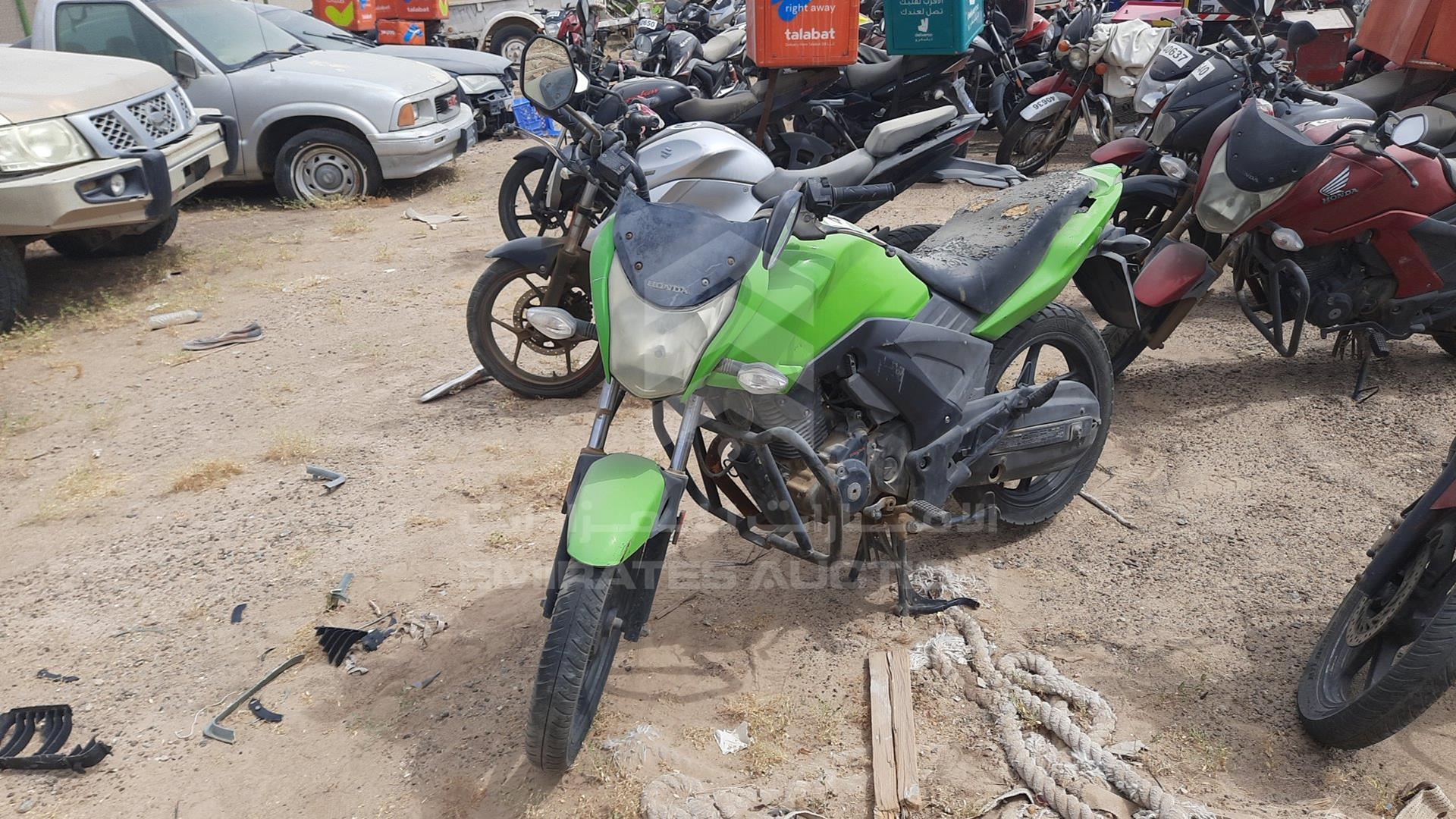 2017 HONDA CBR VIN: ME4KC206XH8001058