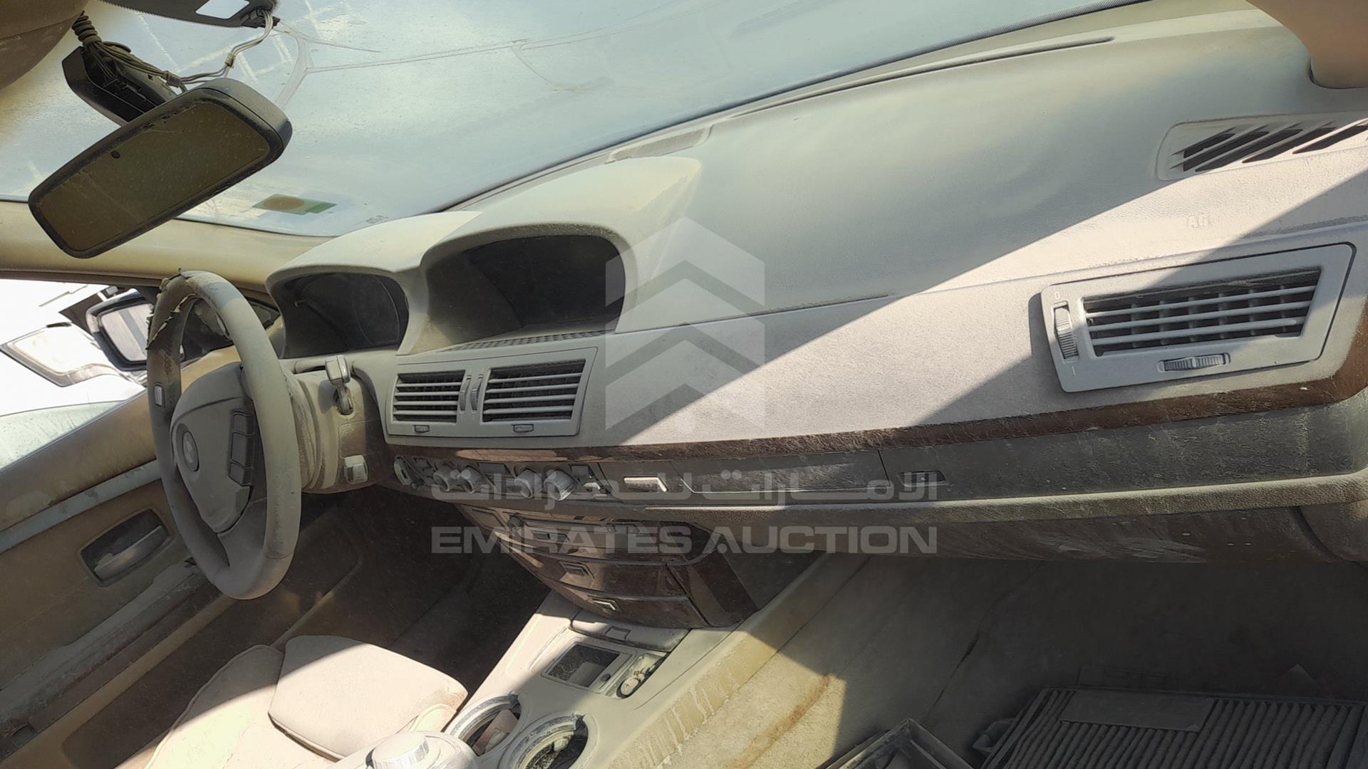 2006 BMW 740 IL VIN: WBAHN61016DT48152