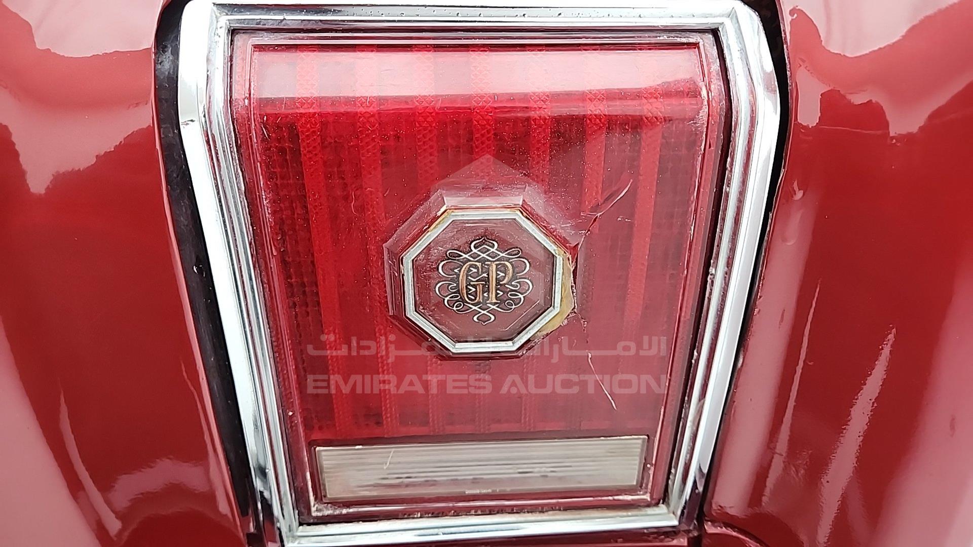 1977 PONTIAC GRAND PRIX VIN: 2J57Y7A197595