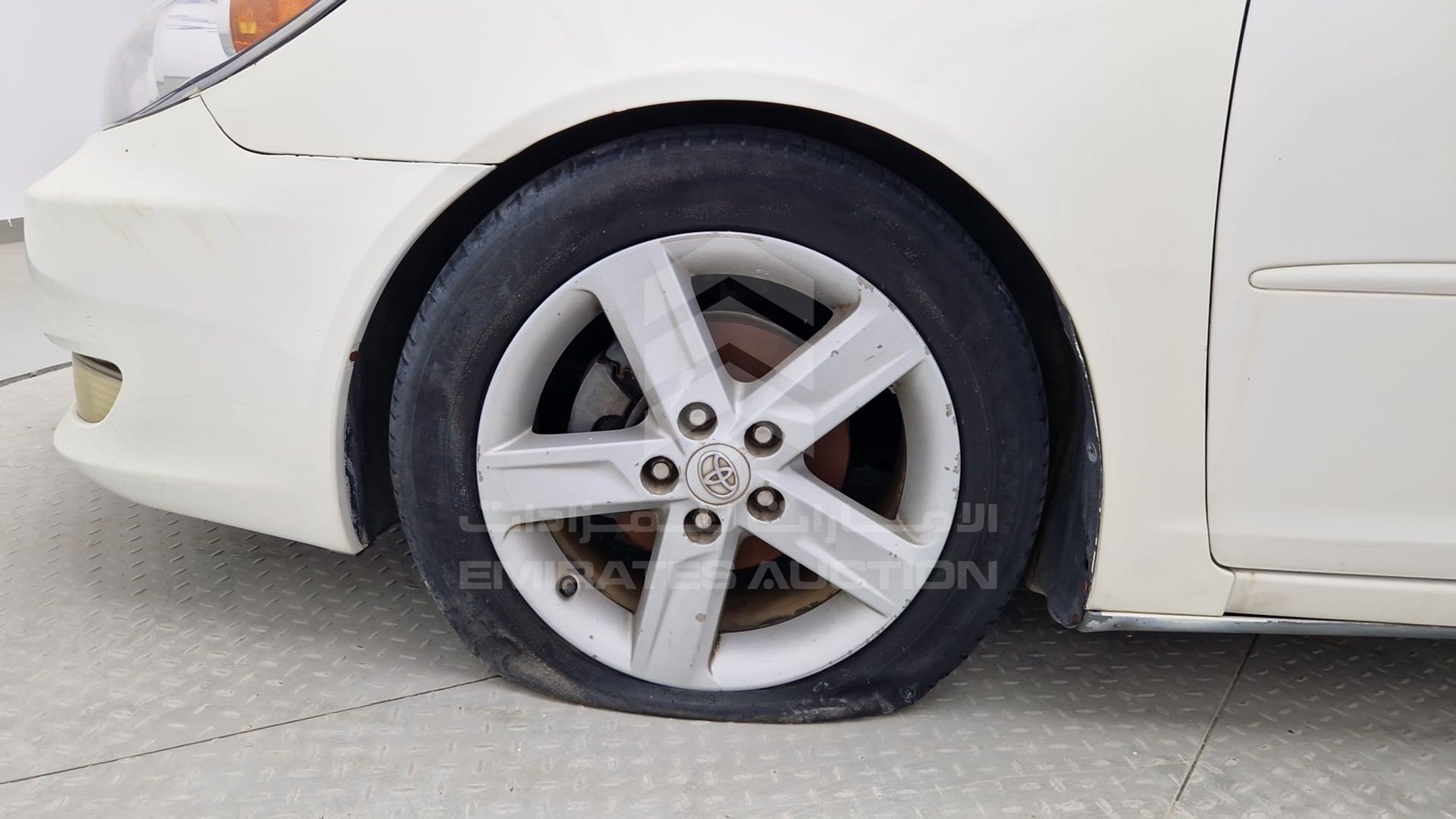 2005 TOYOTA CAMRY VIN: 4T1BF32K95U604603