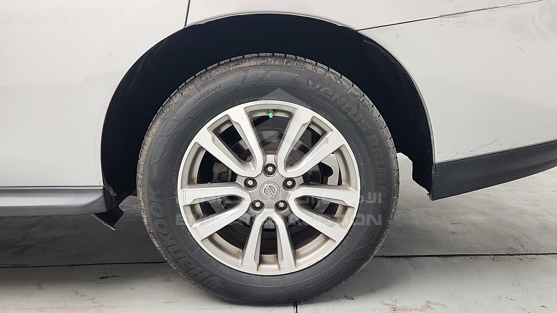 2015 NISSAN PATHFINDER VIN: 5N1AR2M74FC610631
