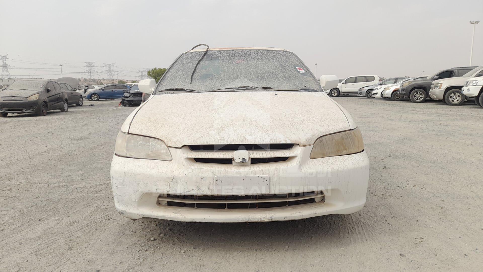 1999 HONDA ACCORD VIN: JHMCF8642XC401397