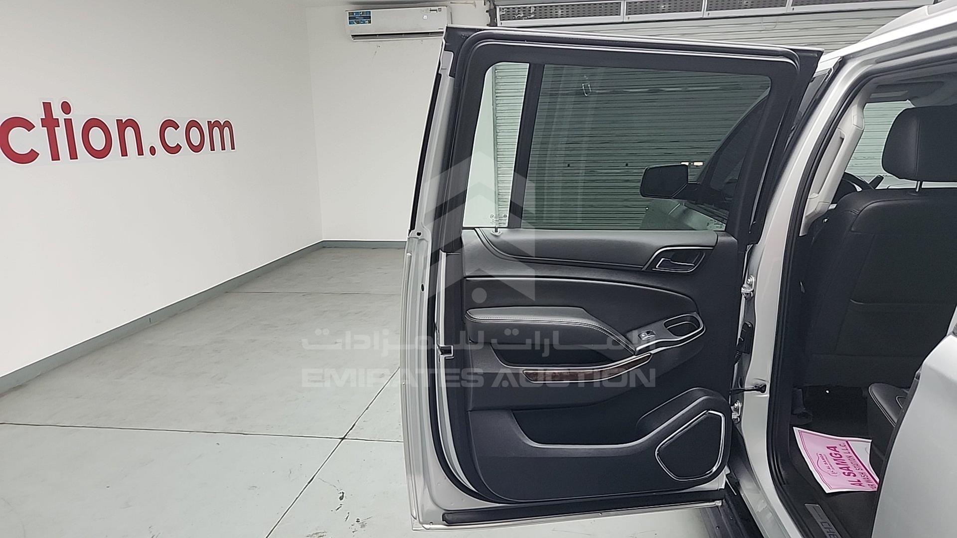 2020 CHEVROLET SUBURBAN VIN: 1GNSCHKC0LR253767