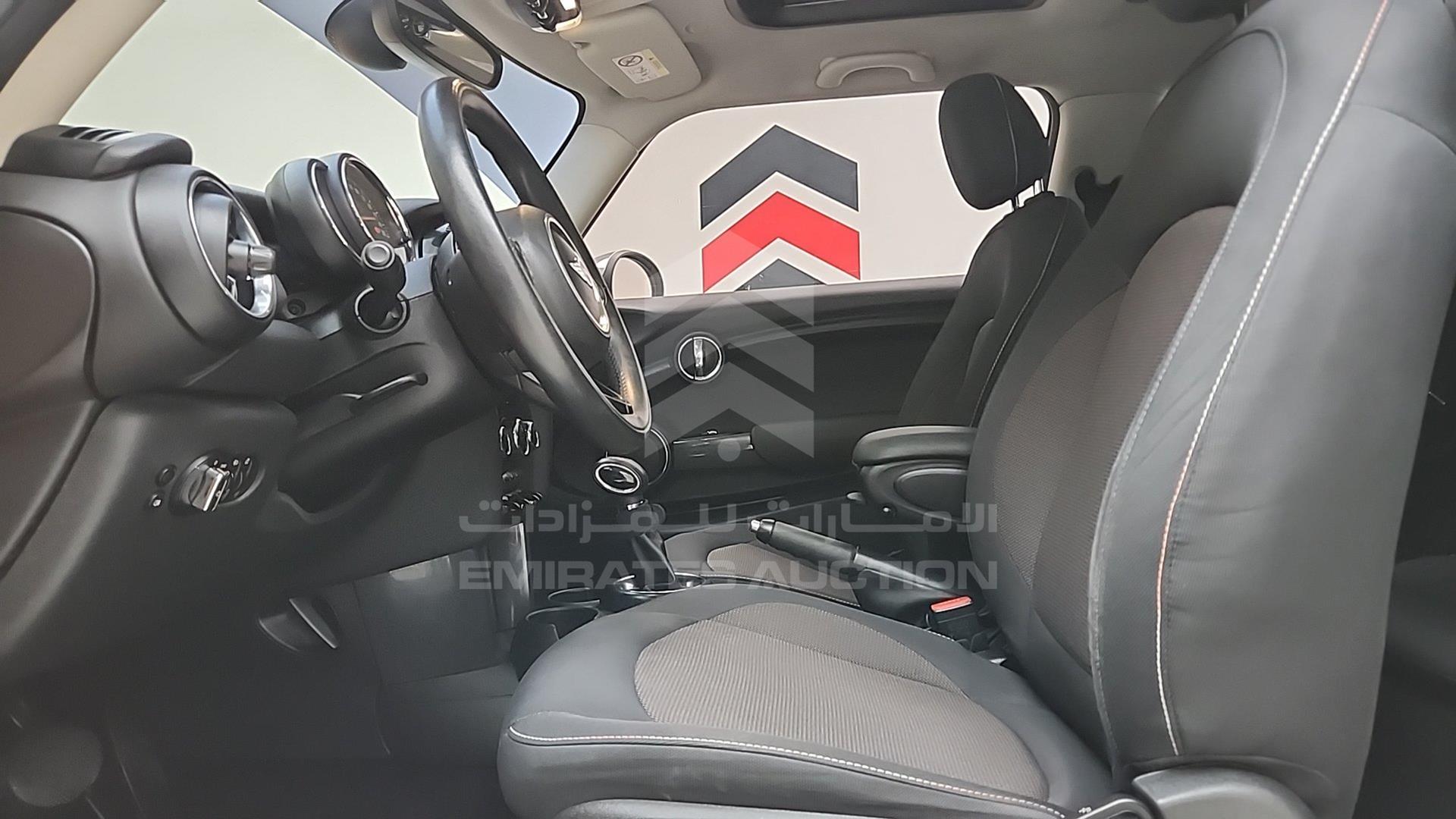 2016 MINI COOPER VIN: WMWXM5109G2A68567