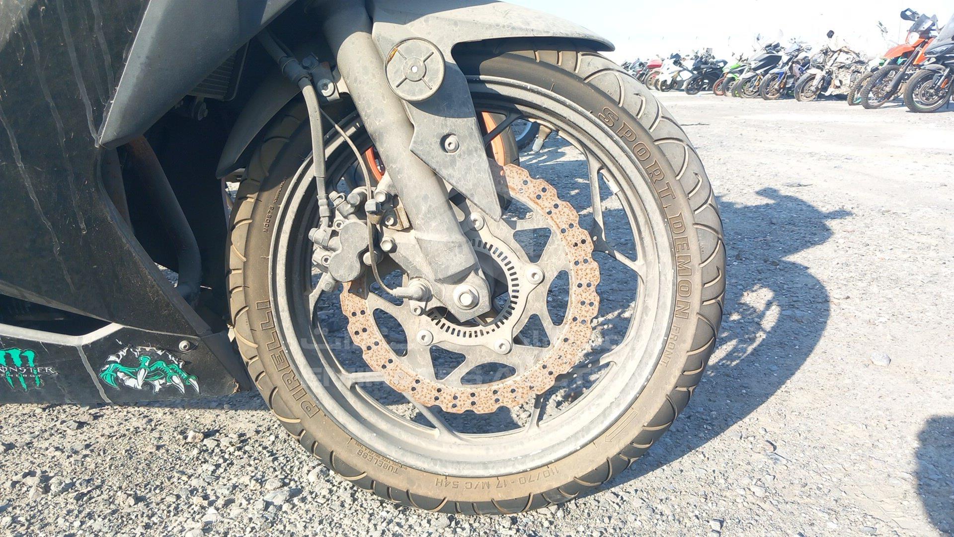 2019 KAWASAKI NINJA VIN: JKAEX8B11EA002809