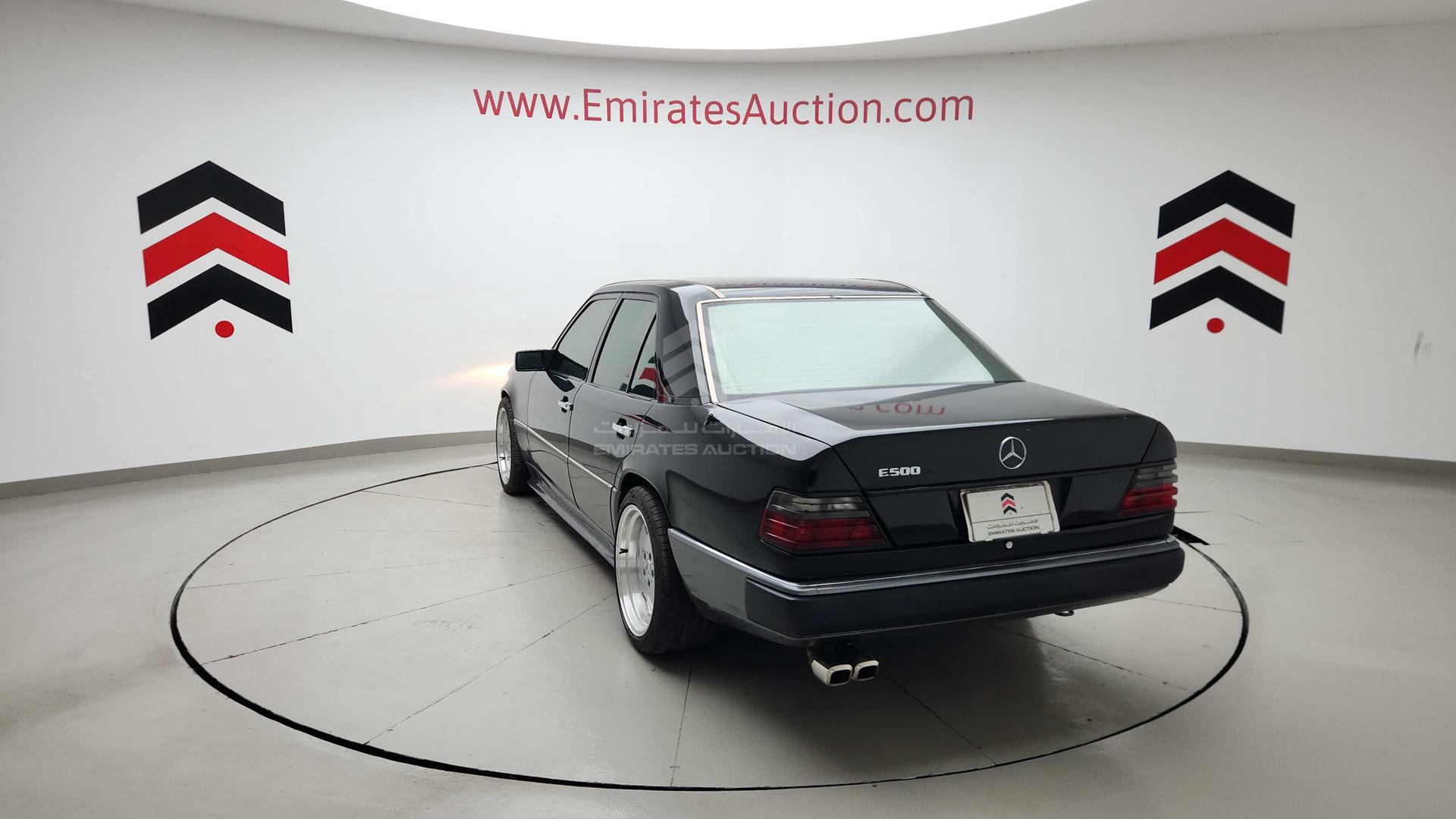 1992 MERCEDES E 300 VIN: WDB1240301B701480