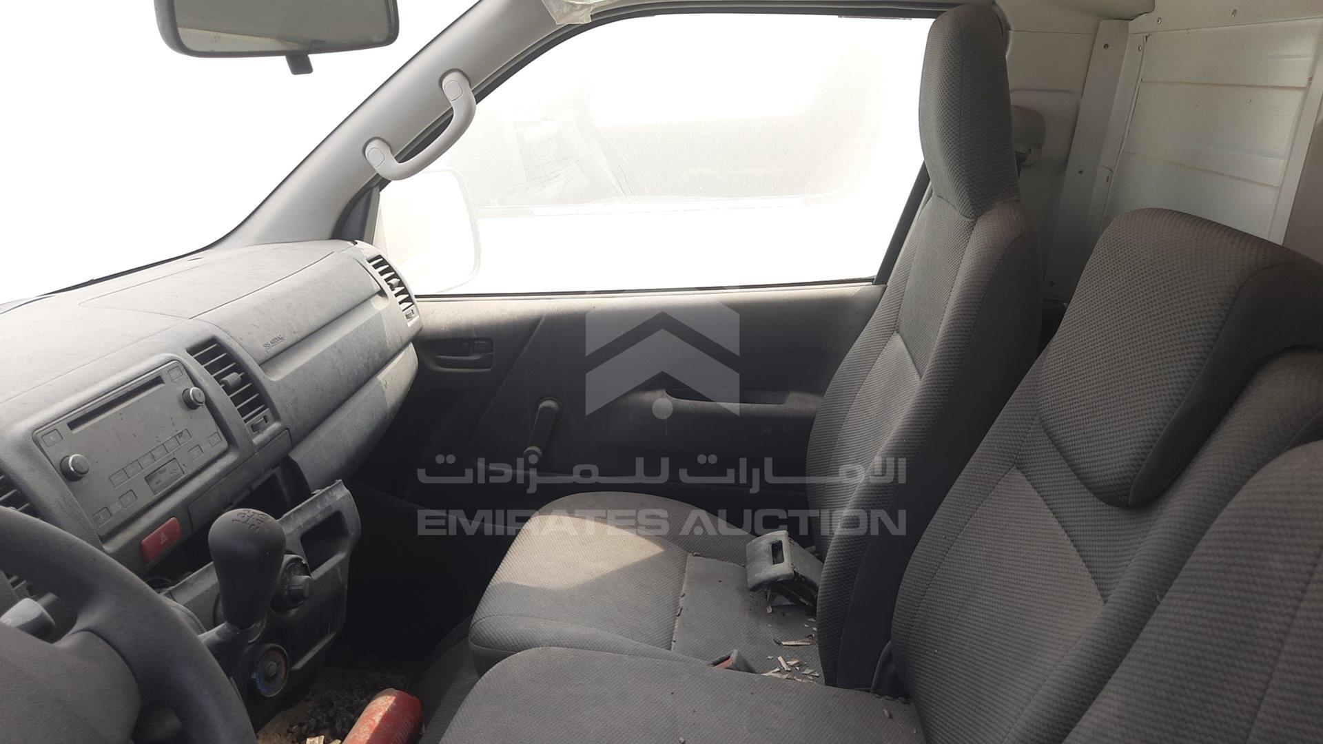 0 TOYOTA HIACE VIN: JTFHX02P7P0127998