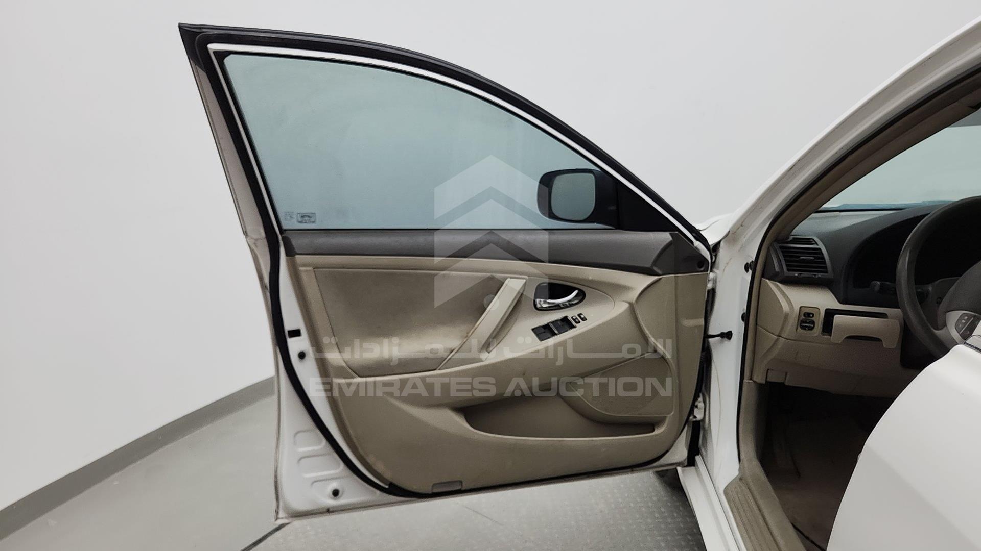 2009 TOYOTA CAMRY VIN: 4T4BE46K49R089038