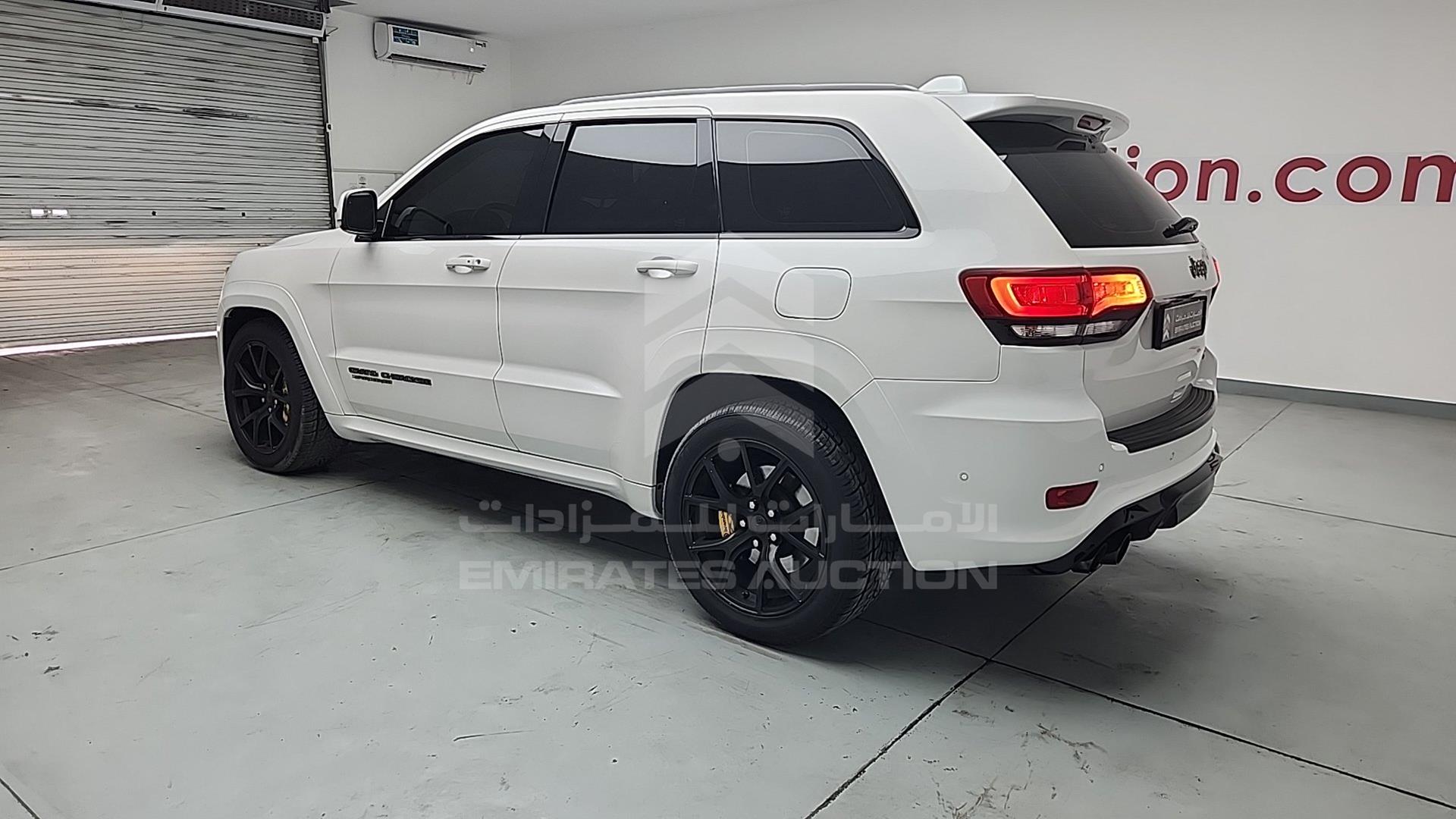 2018 JEEP GRAND CHEROKEE SRT-8 VIN: 1C4RJFN9XJC243765