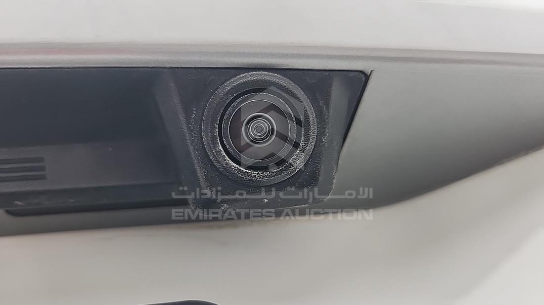رنج روفر ايفوك 2015 — زاوية الكاميرا الخلفية ورؤية 360 درجة — صورة 26
