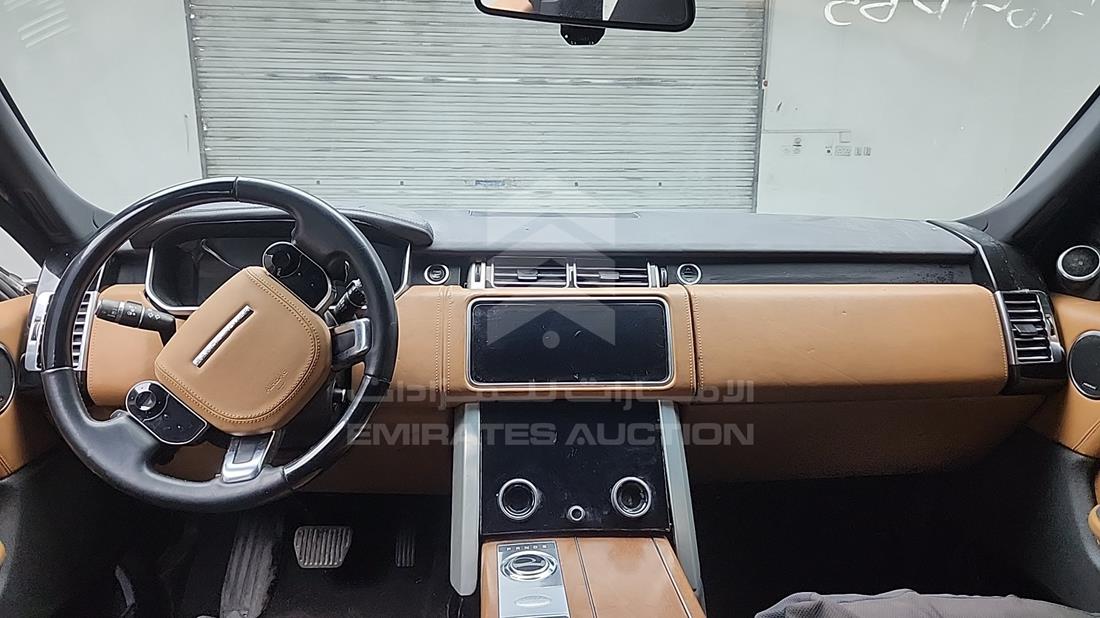رنج روفر اتش اس إى 2018 — زاوية الواجهة الكاملة — صورة 18