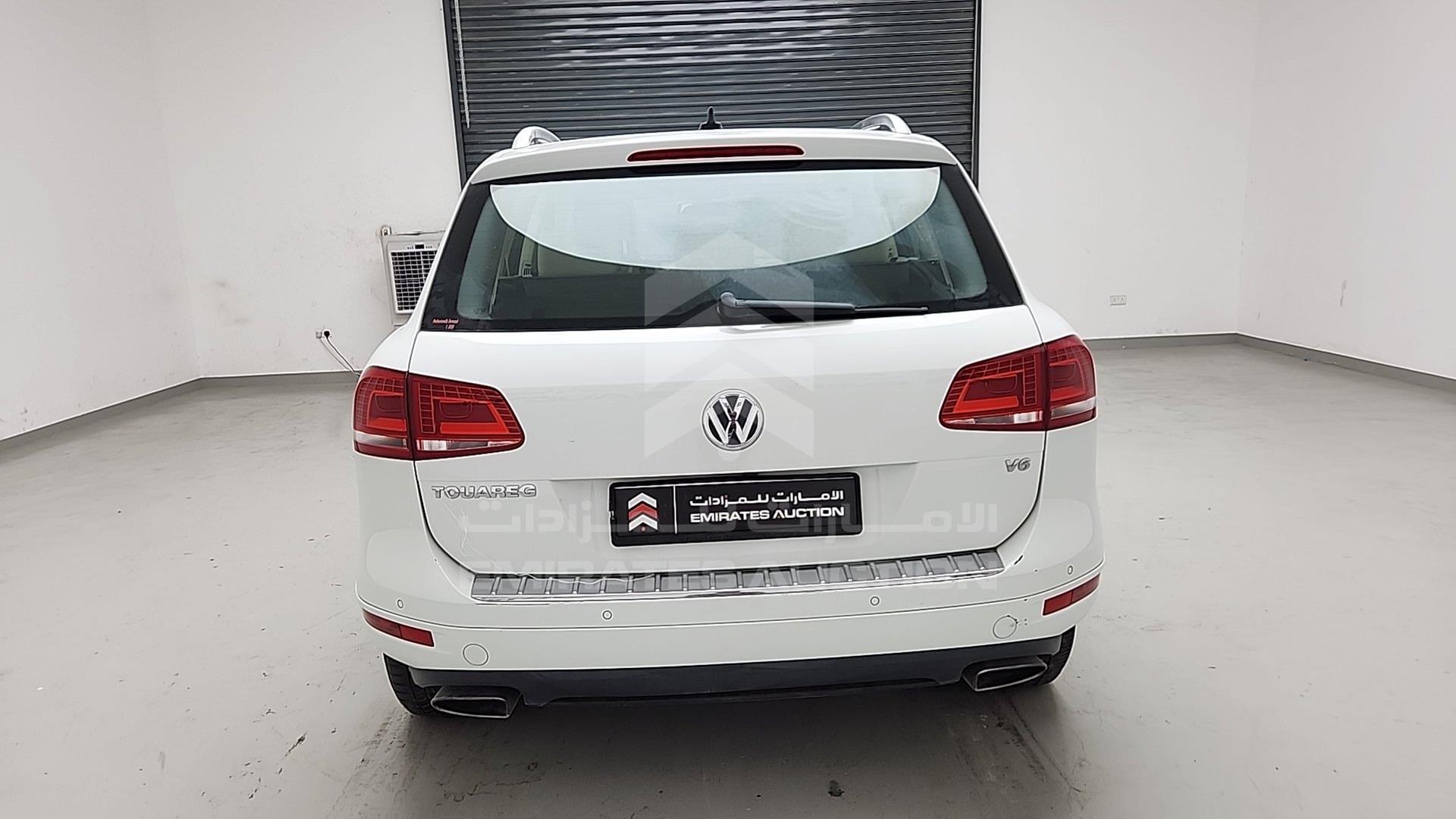 2014 VOLKSWAGEN TOUAREG VIN: WVGBC2BP3ED000124