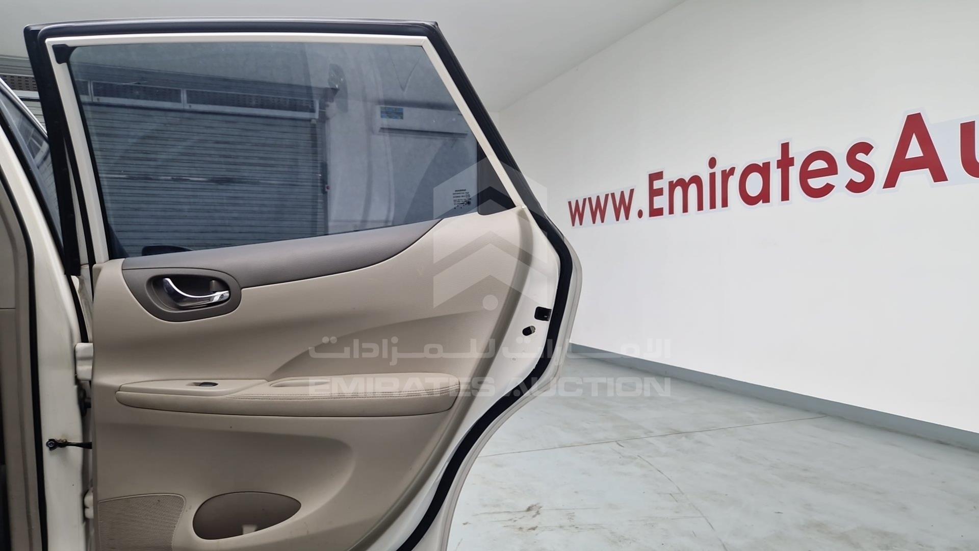 2016 NISSAN TIIDA VIN: MNTBC2C9XG6010301