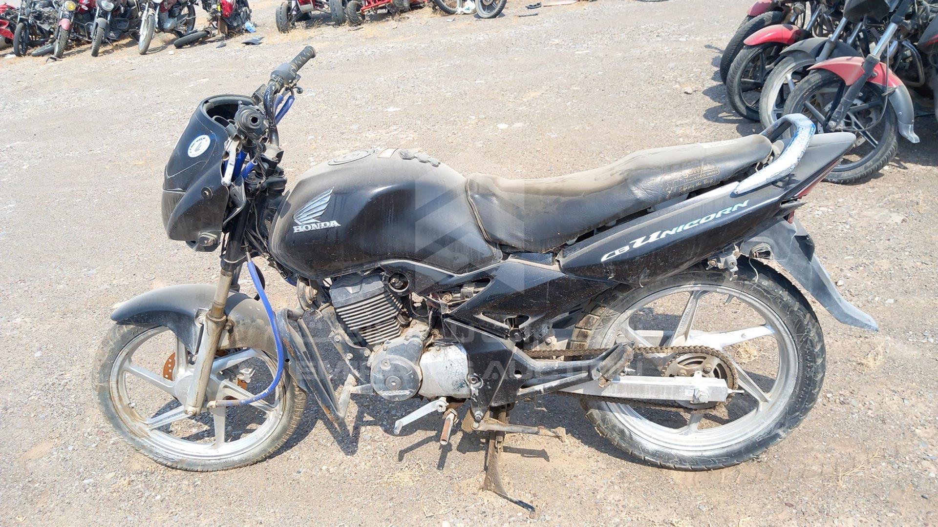 2014 HONDA CBF 150 VIN: ME4KC09CFE8755432