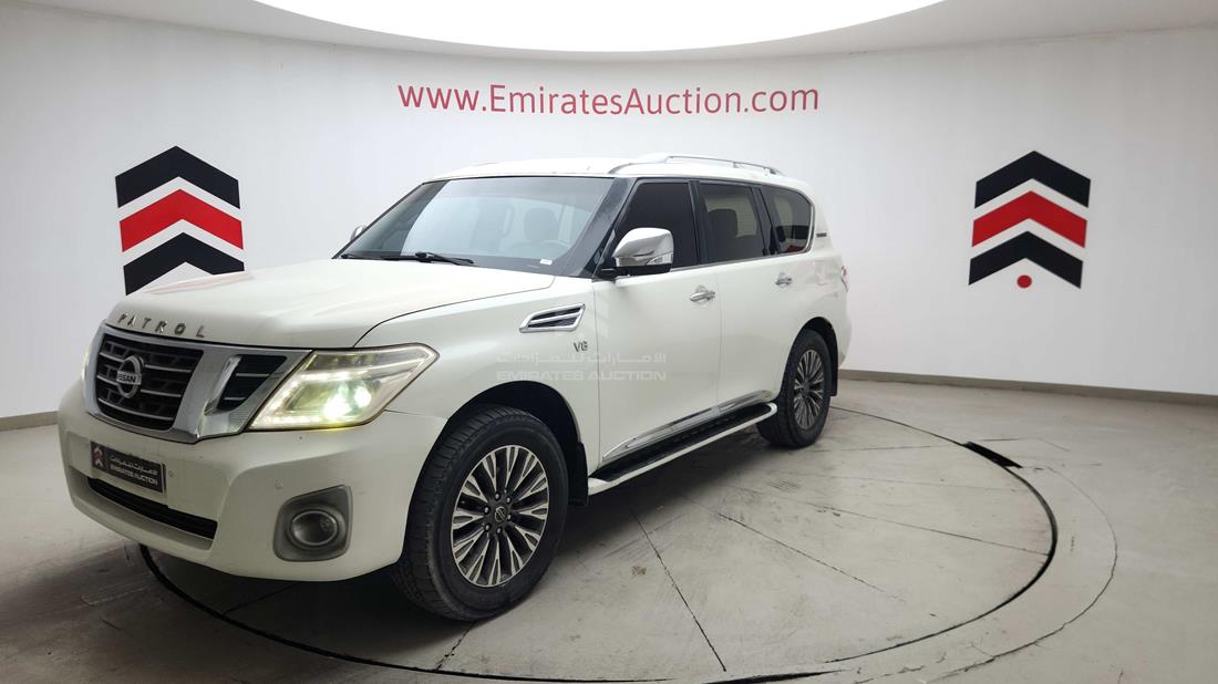 2012 Nissan Patrol — Front Left Angle — Photo 8