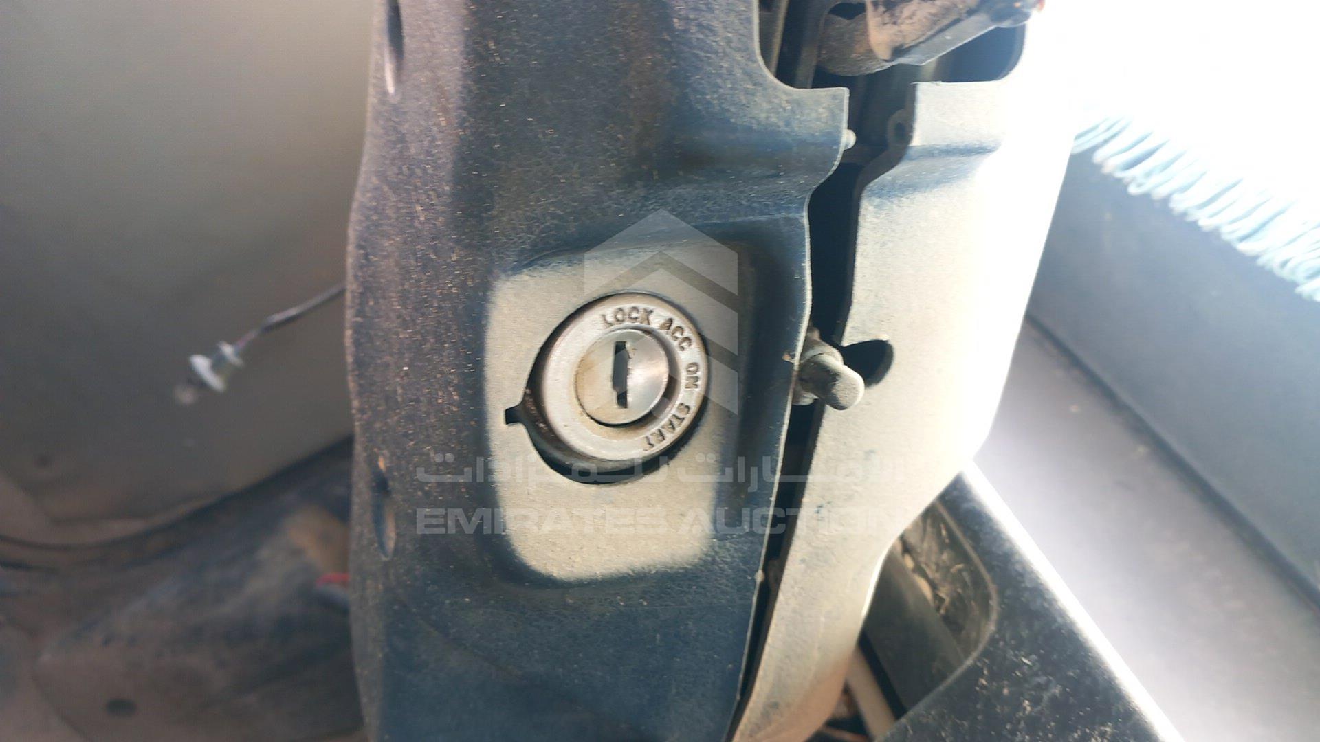 1992 MITSUBISHI L 200 VIN: D0NK130NP00582