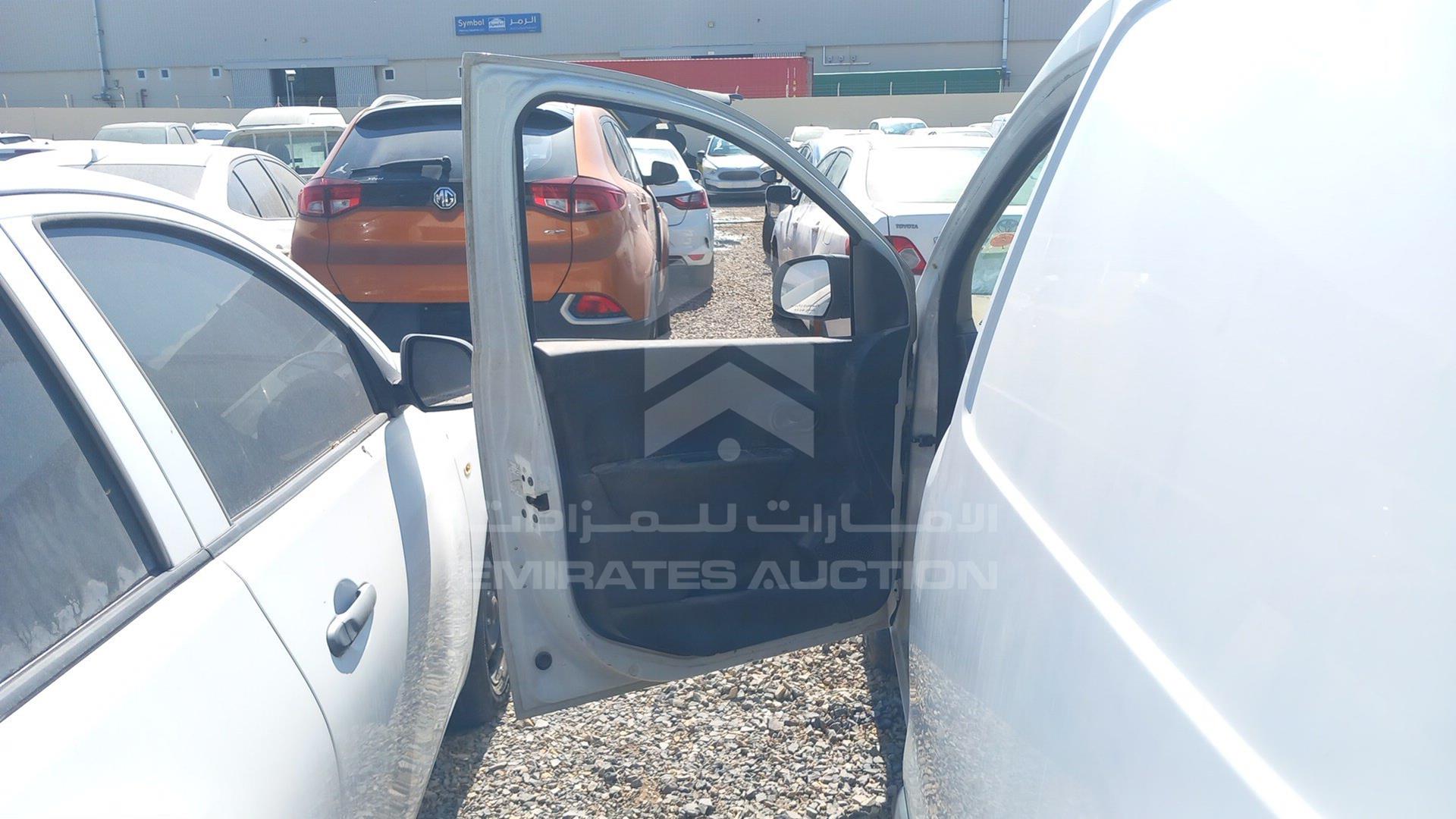 2019 RENAULT DOKKER VIN: VF18SRB41KG459726