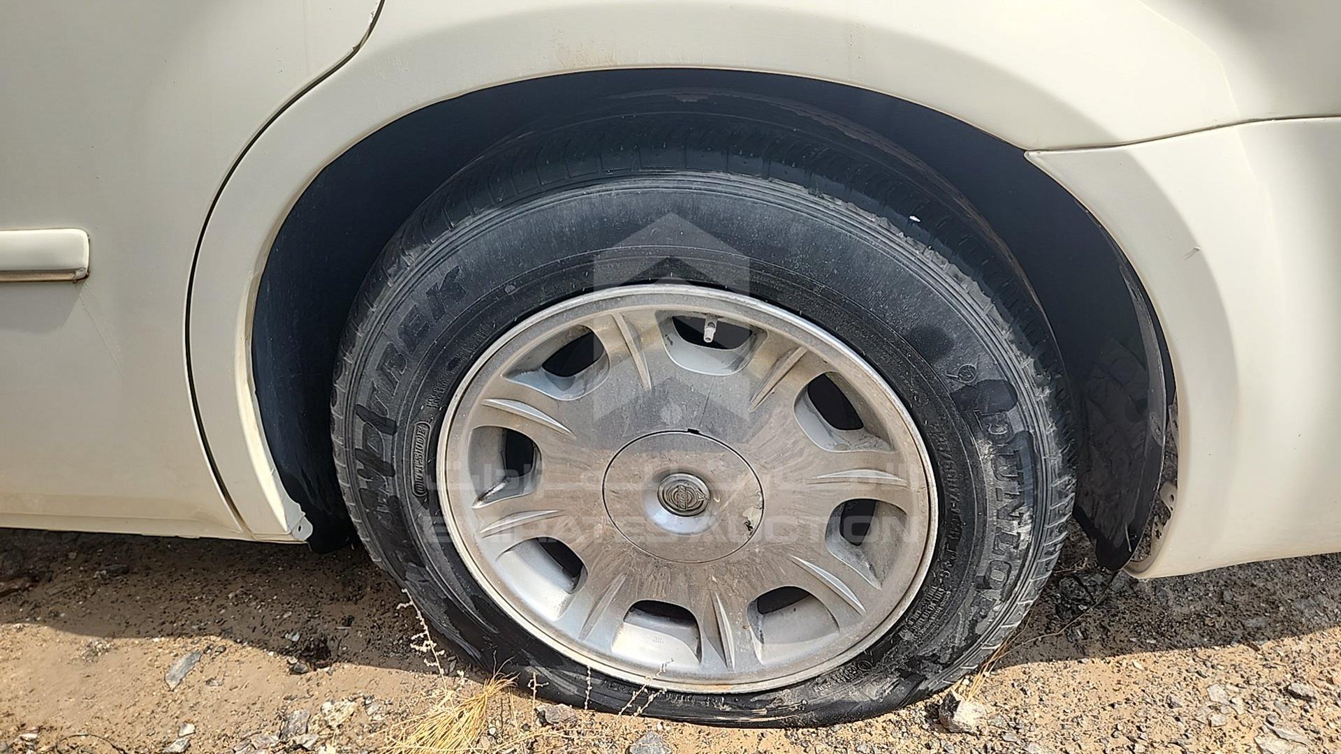 2005 CHRYSLER 300 VIN: 2C3AA53G15H506290