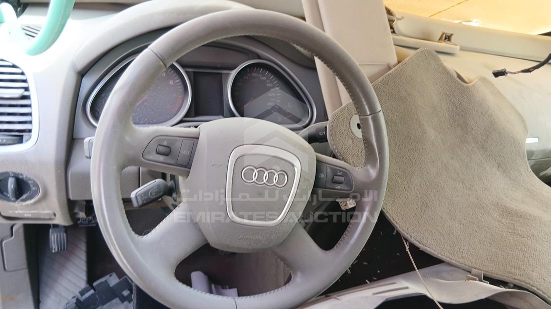2007 Audi Q7 — Steering & Mounted Controls — Photo 13
