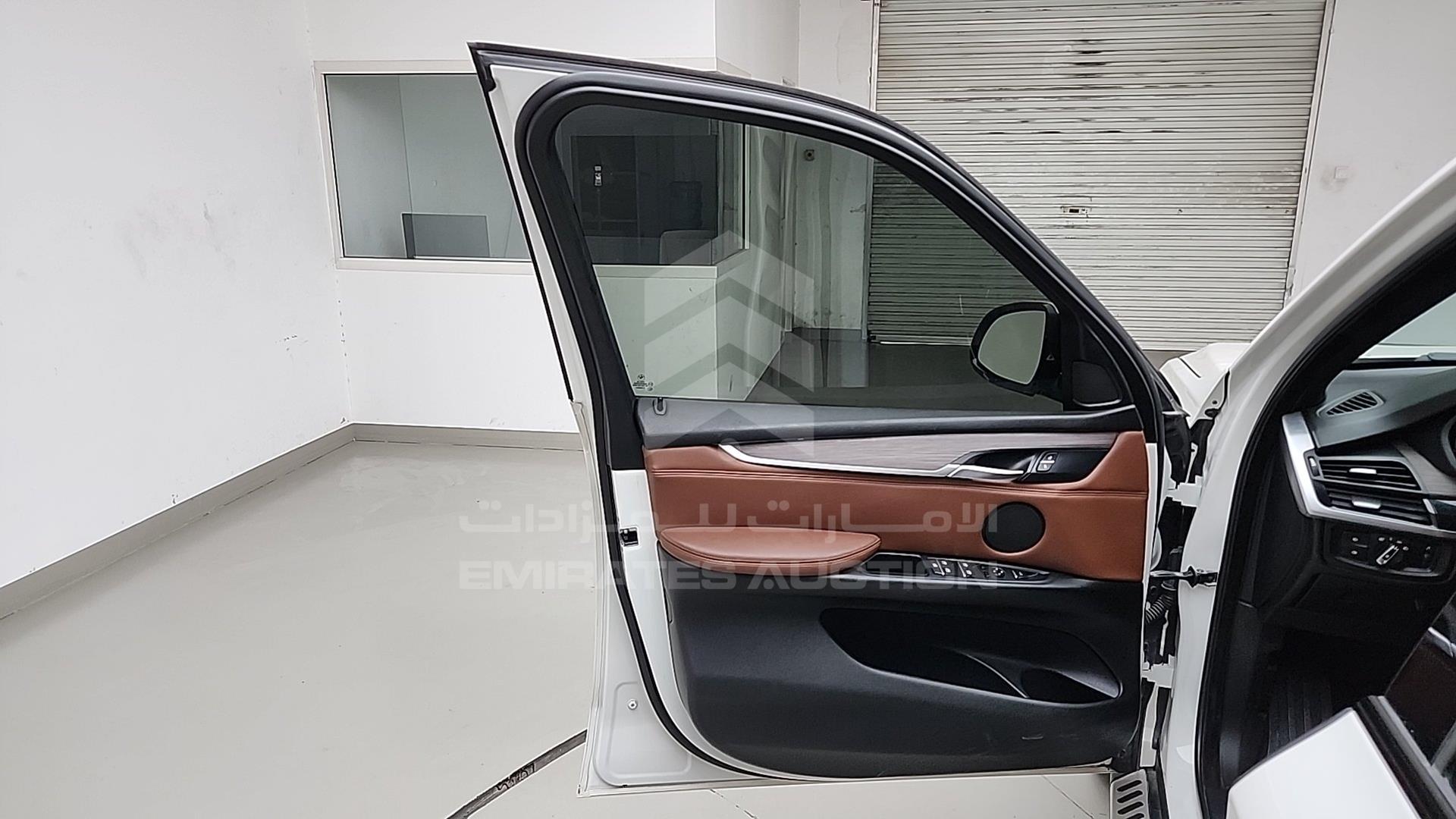 2014 BMW X5 VIN: WBAKR6101E0G97346