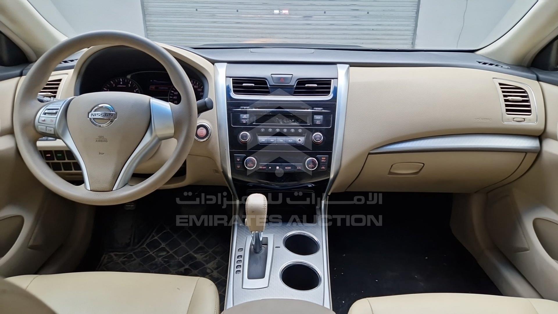 2017 NISSAN TEANA VIN: LGBF5AE05HR312437