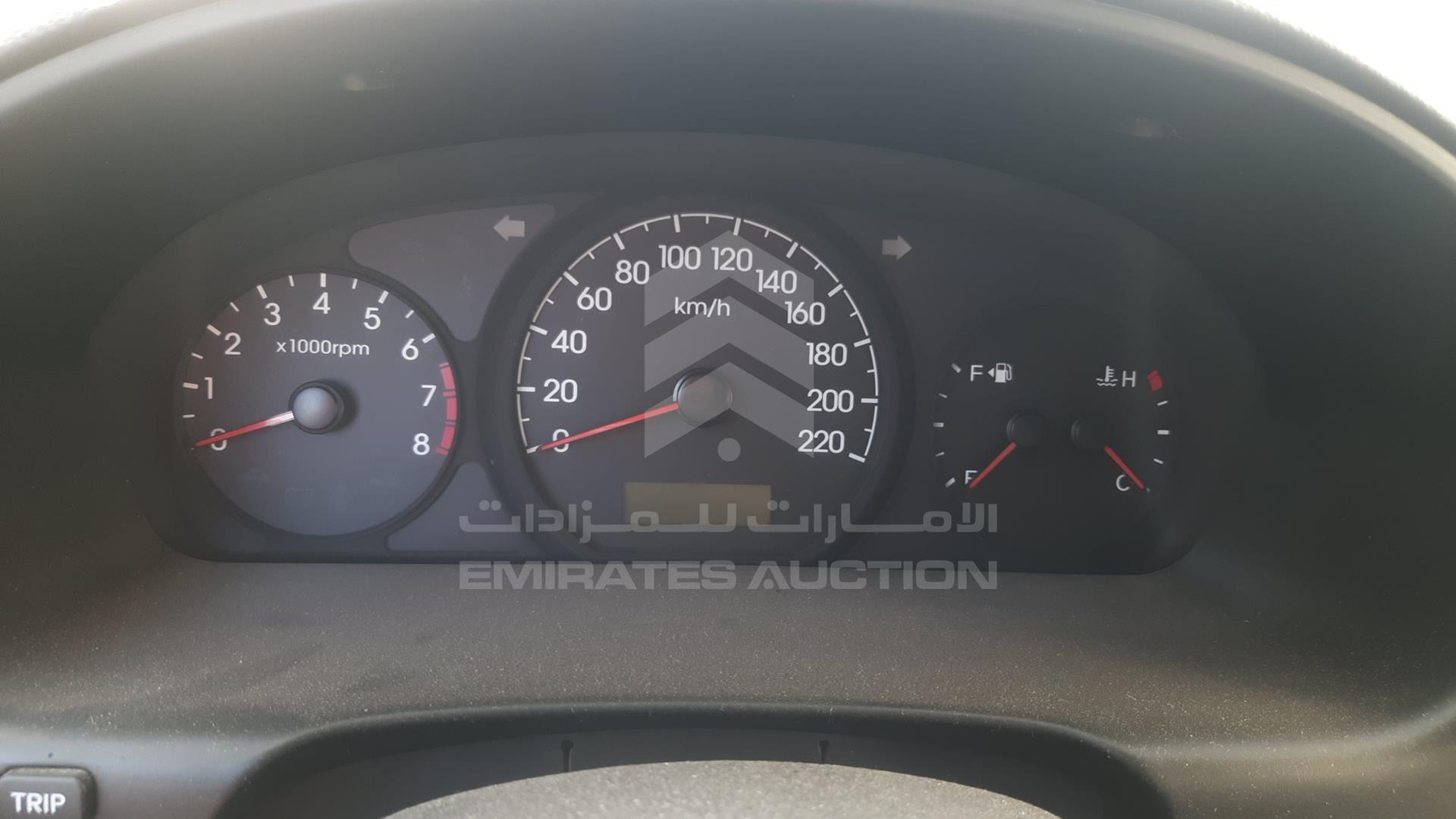 2016 HYUNDAI H1 VIN: KMJWA37R1GU734186