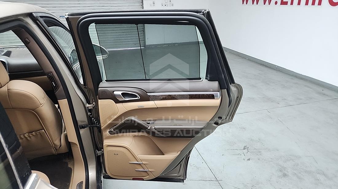 2016 Porsche Cayenne — Rear Right Door — Photo 24