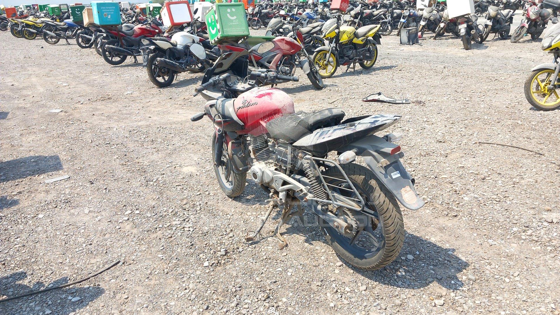 2013 BAJAJ PULSAR 220 CC VIN: MD2A13EZ5DCA56575