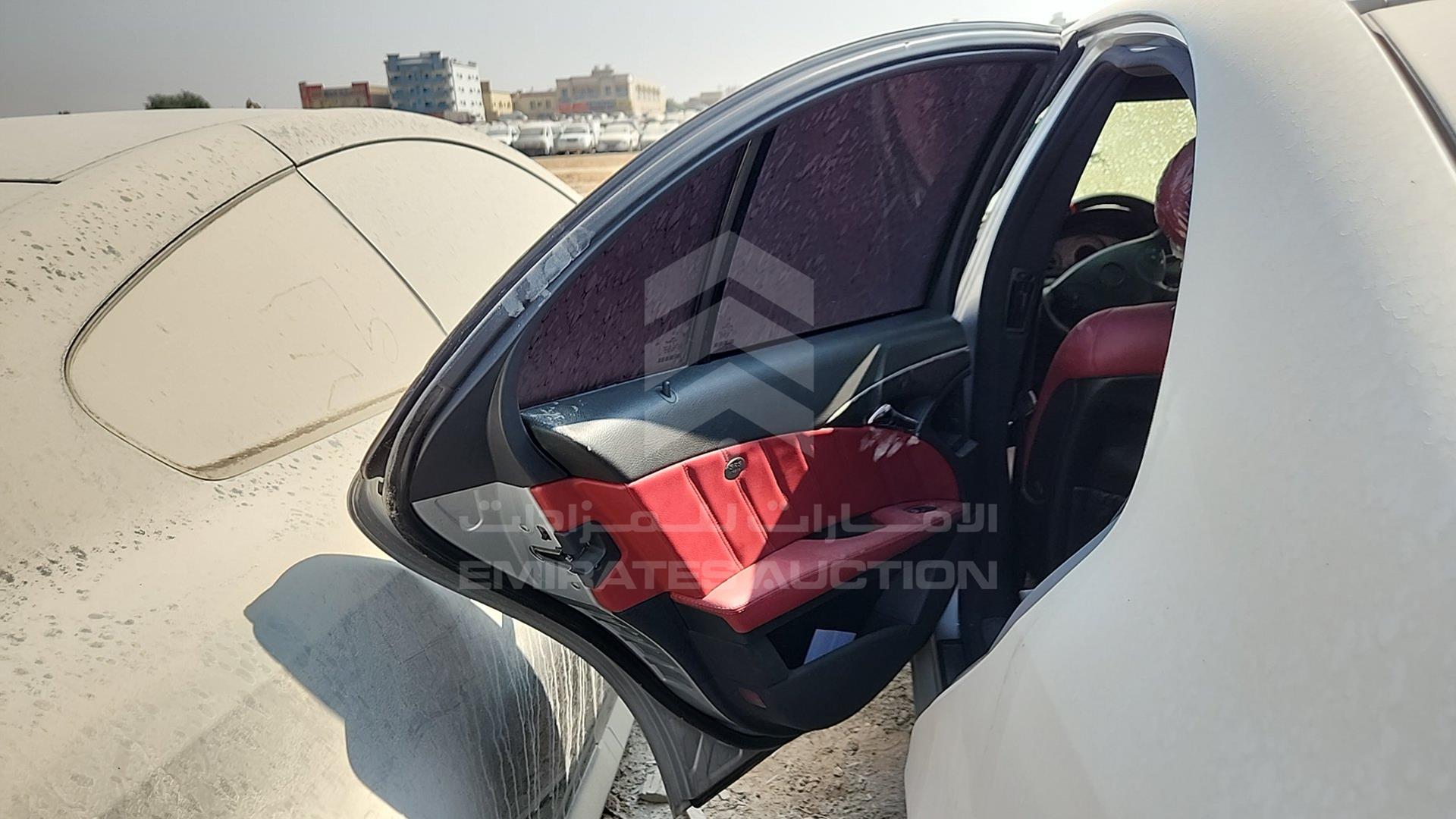 0 MERCEDES E 500 VIN: WDB2110701A038875