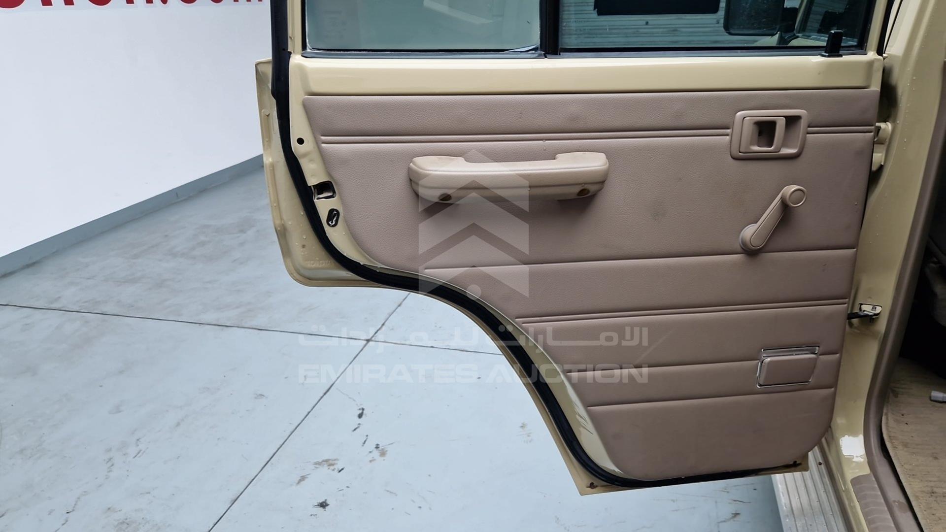2018 TOYOTA LAND CRUISER VIN: JTFBU71J4J7061431