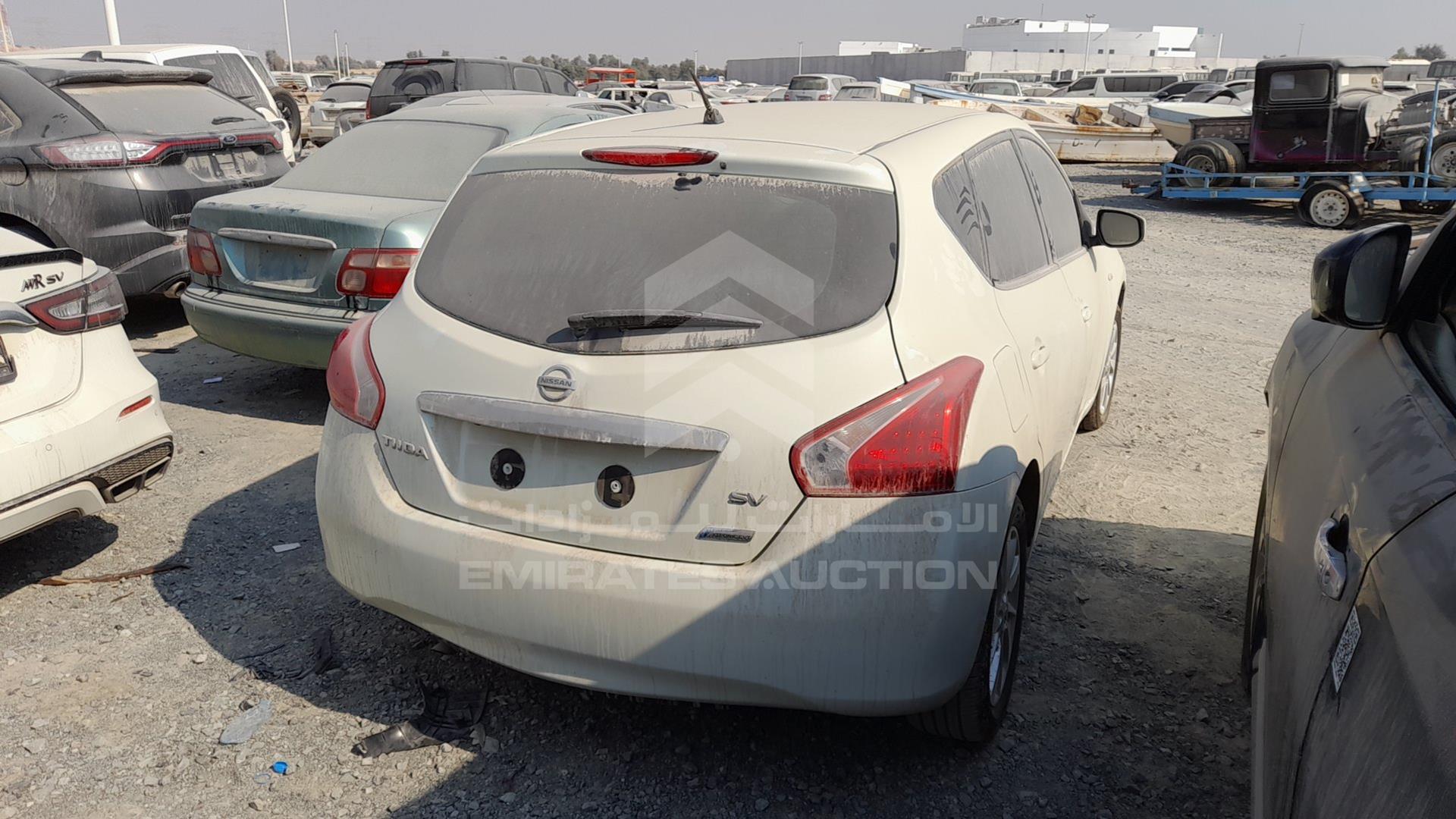 2015 NISSAN TIIDA VIN: MNTBC2C92F6008234