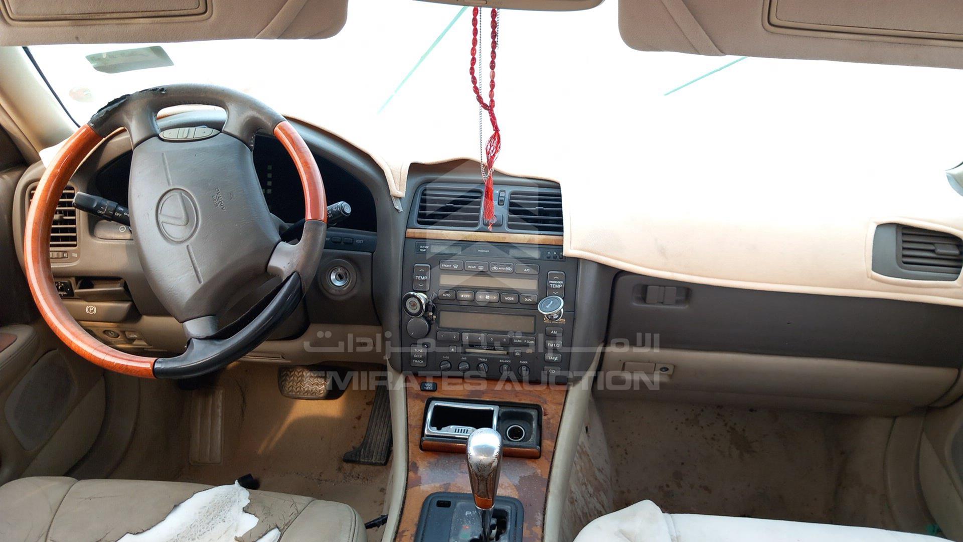 1999 LEXUS LS400 VIN: JT8BH28F3X0162722