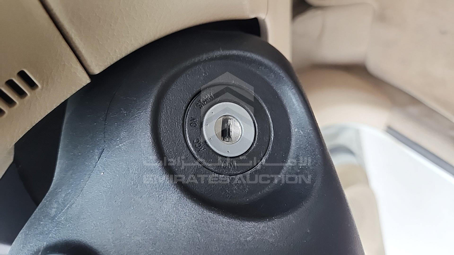 2015 TOYOTA YARIS VIN: MHFBT9F34F6028237
