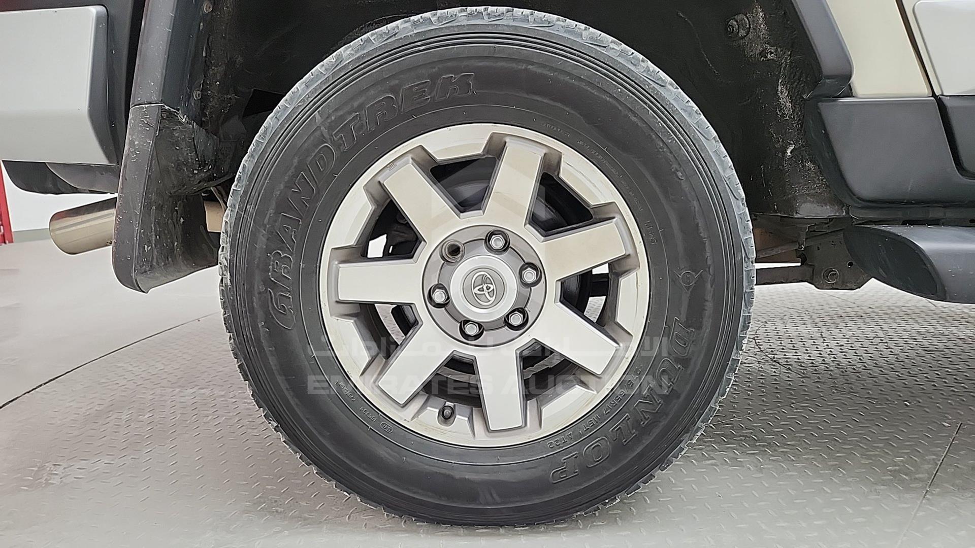 2014 TOYOTA FJ CRUISER VIN: JTEBU11F6EK199441