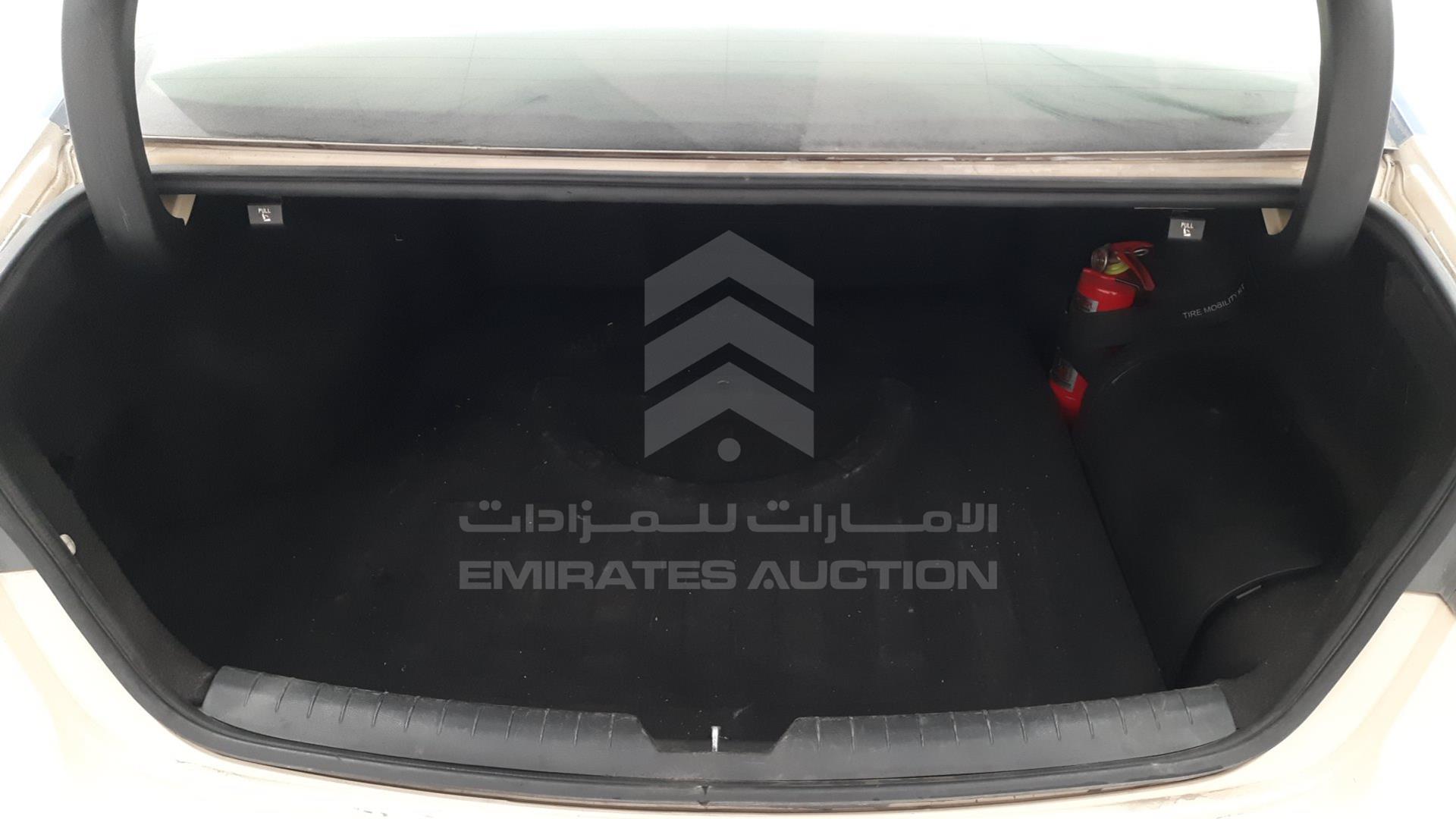 2019 HYUNDAI SONATA HYBRID VIN: KMHE24136KA093096