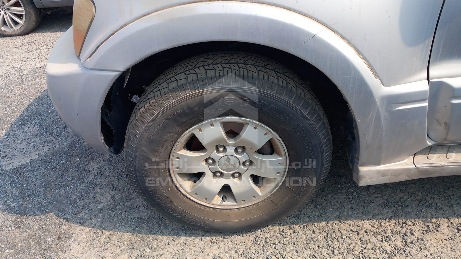 2006 MITSUBISHI PAJERO VIN: JMYLRV73W6J704329